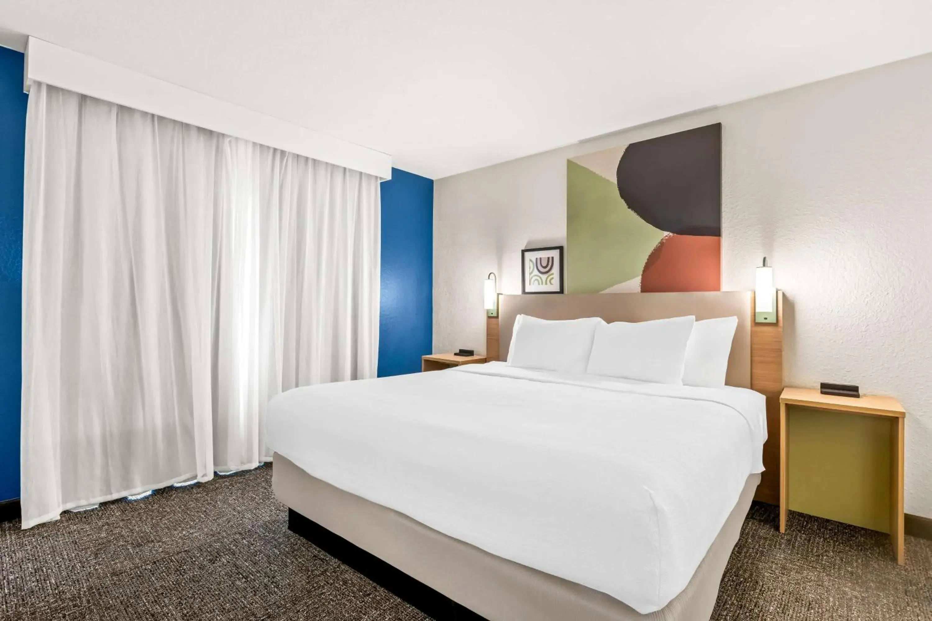 Bed in Spark by Hilton Port Wentworth Savannah Bed in Spark by Hilton Port Wentworth Savannah