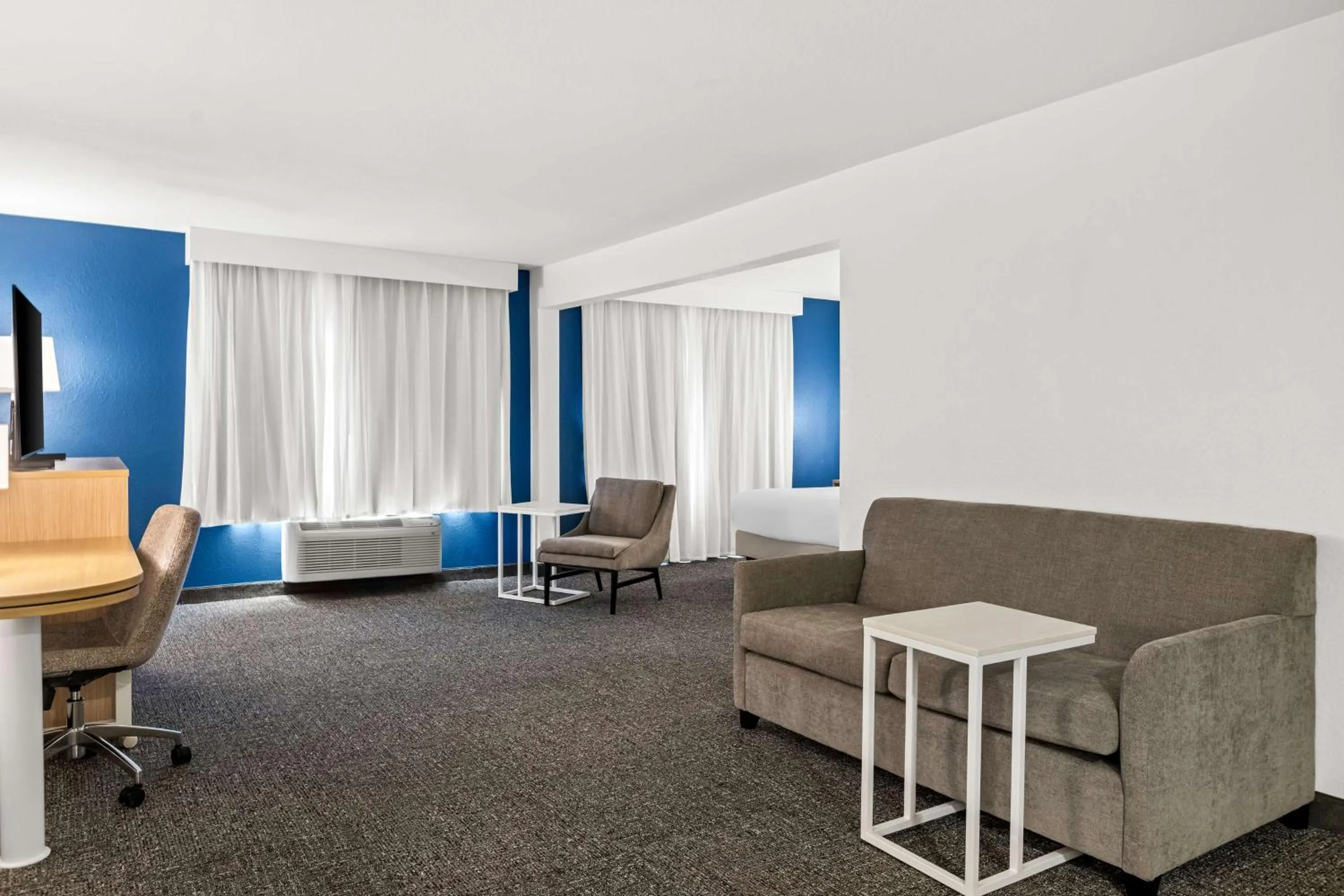 Photo of the whole room in Spark by Hilton Port Wentworth Savannah