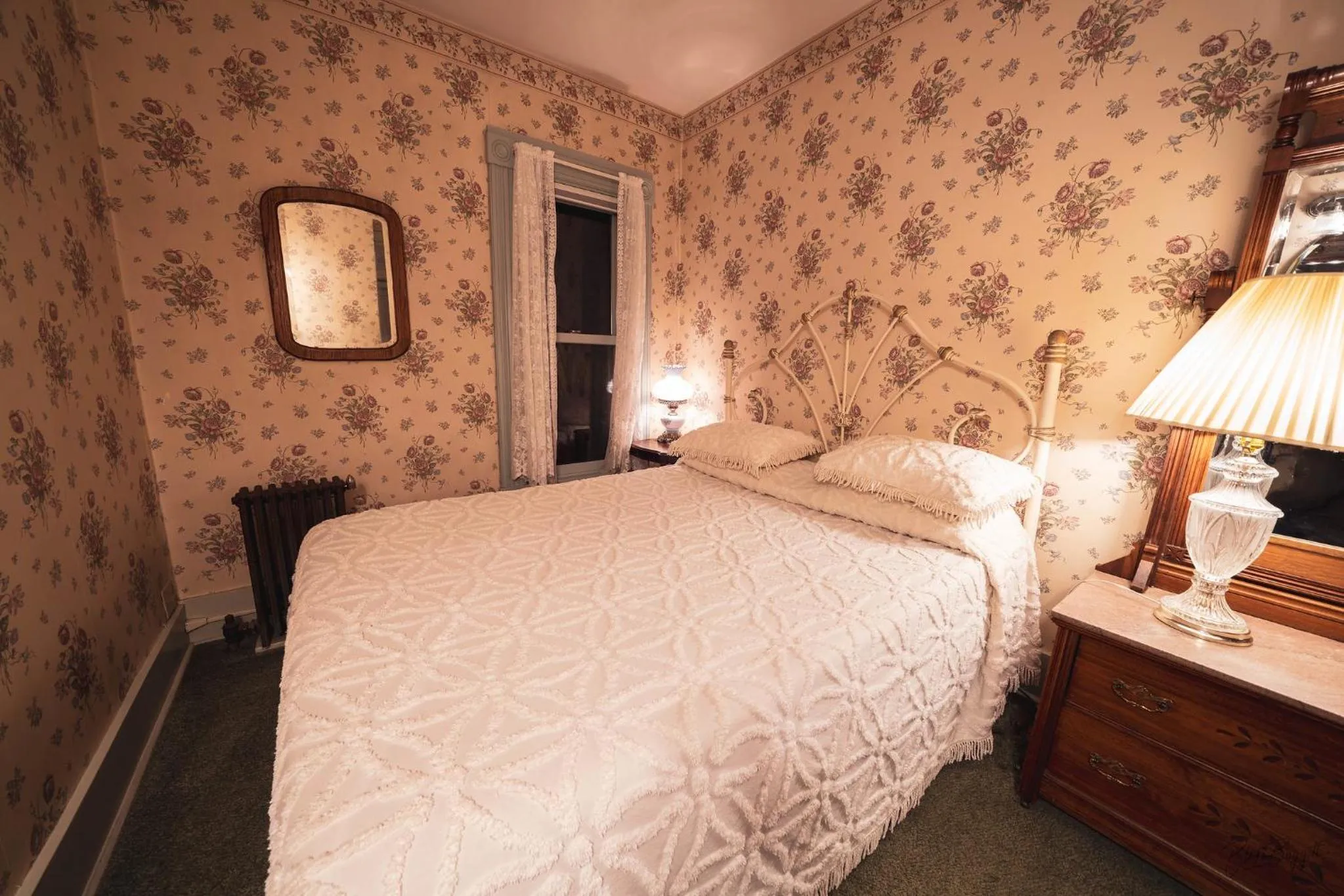 Bed in St. Elmo Hotel