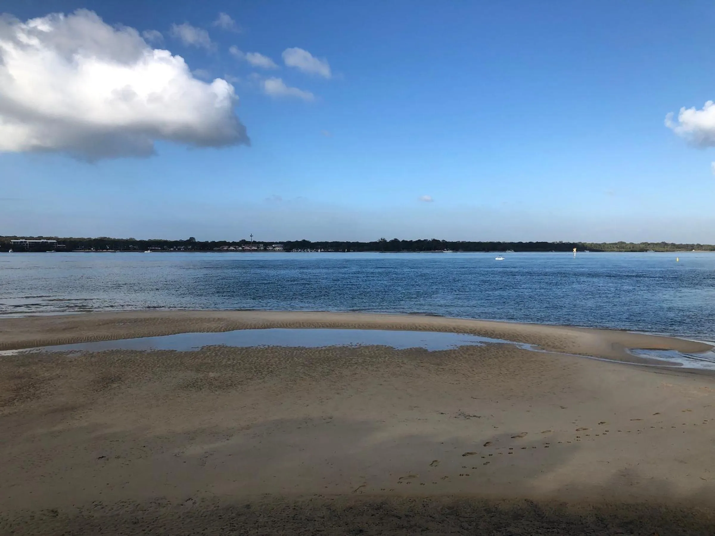 Beach in Bribie Island Hotel