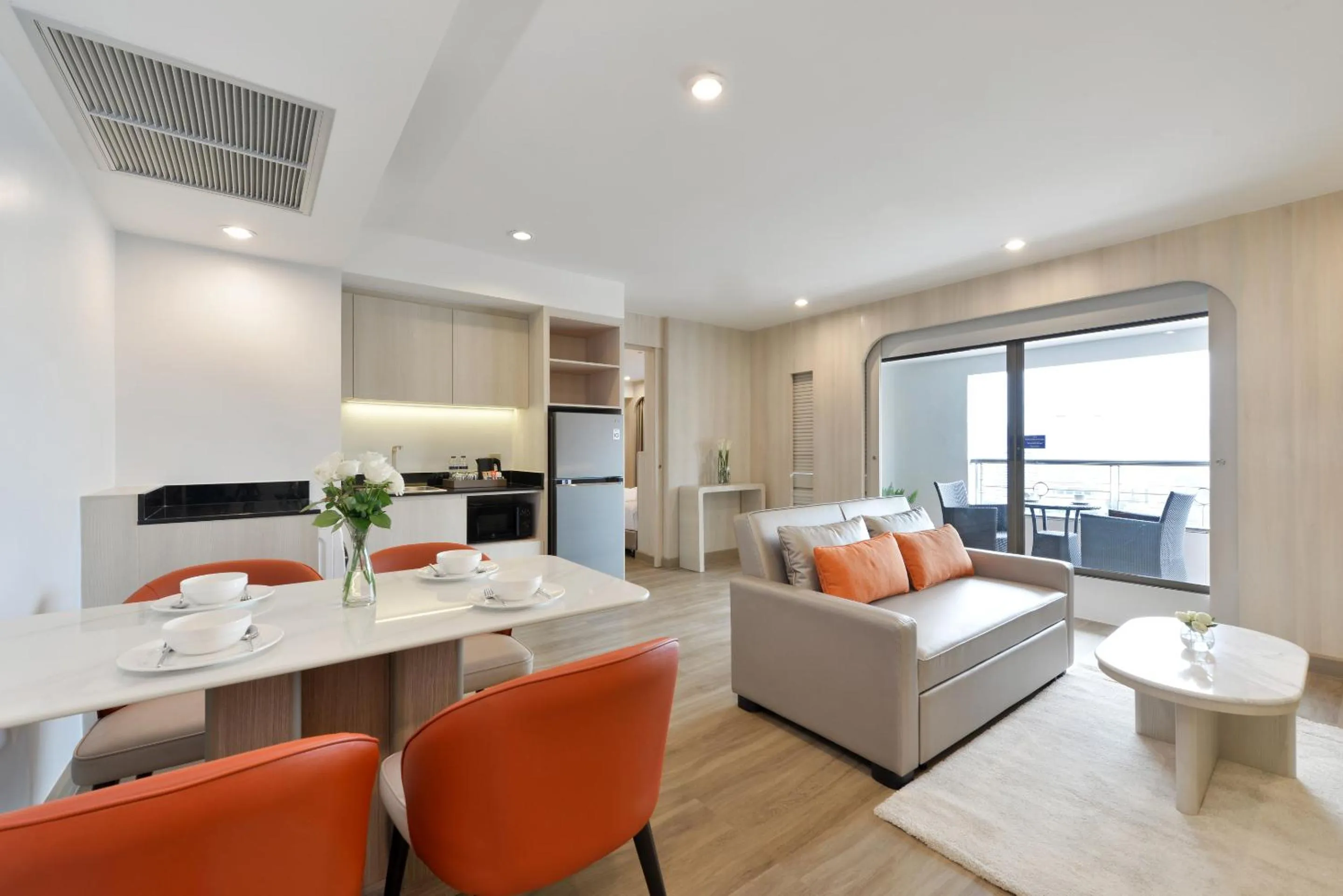 Living room in Centre Point Plus Hotel Pratunam