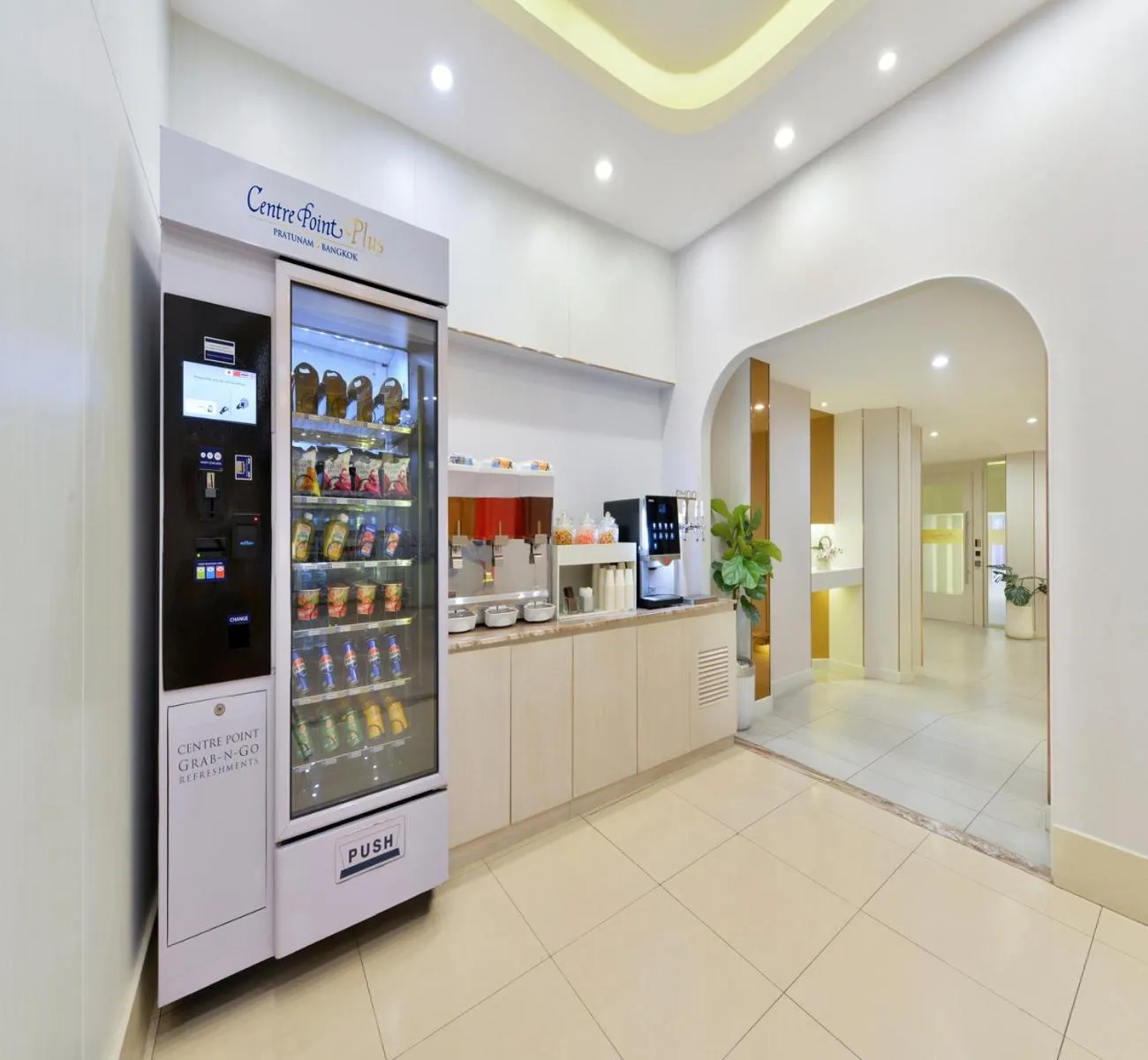 Lobby or reception in Centre Point Plus Hotel Pratunam