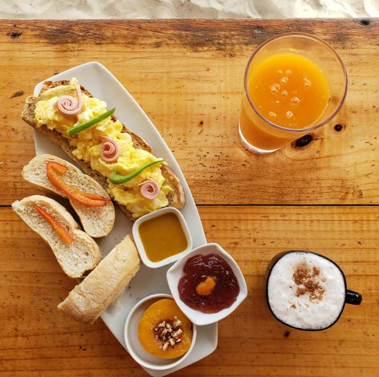 Breakfast in Don Giovanni Mancora