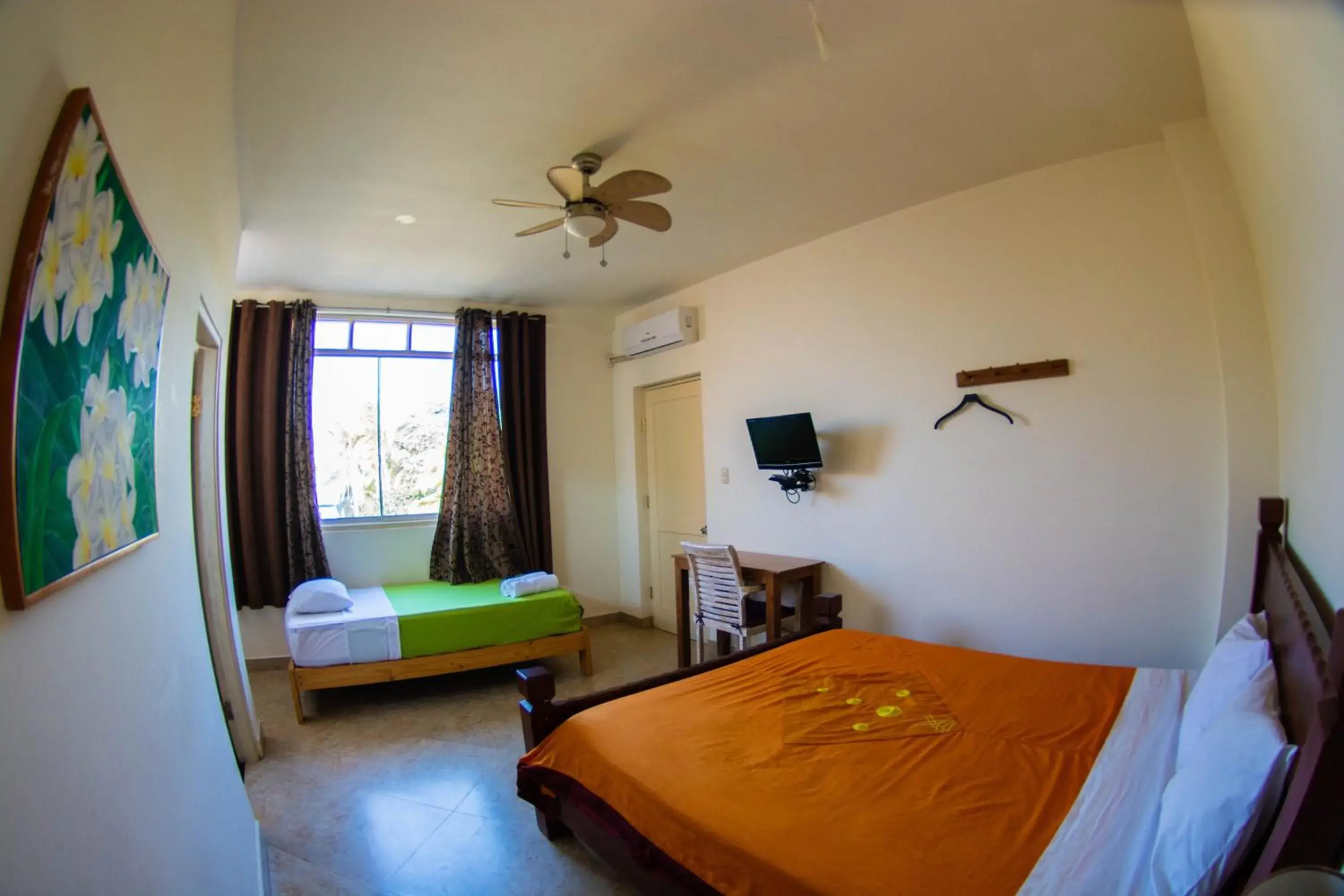 Standard Twin Room in Don Giovanni Mancora Standard Twin Room in Don Giovanni Mancora