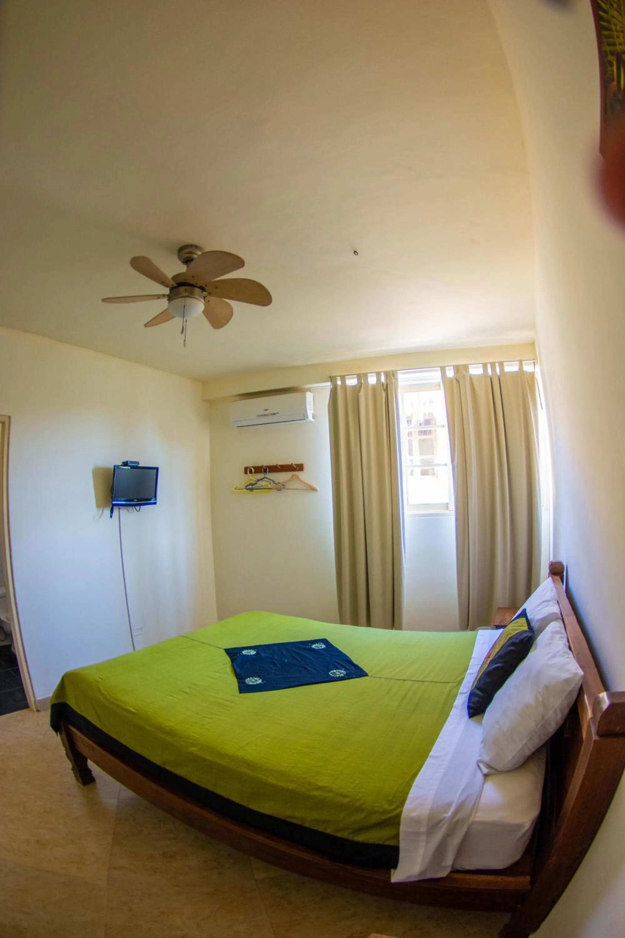 Bedroom in Don Giovanni Mancora