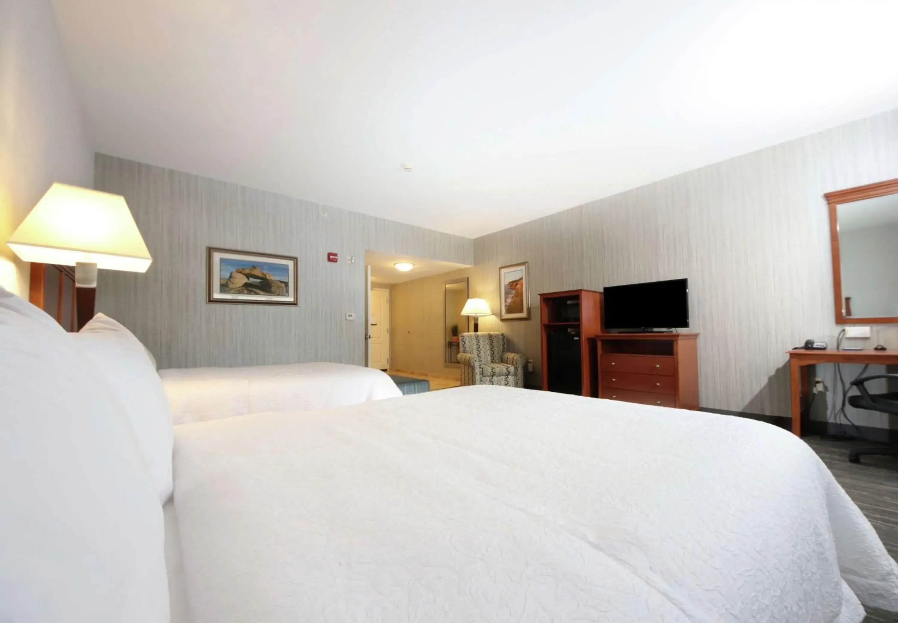 Bedroom, Bed in Hampton Inn Ellsworth Bedroom, Bed in Hampton Inn Ellsworth