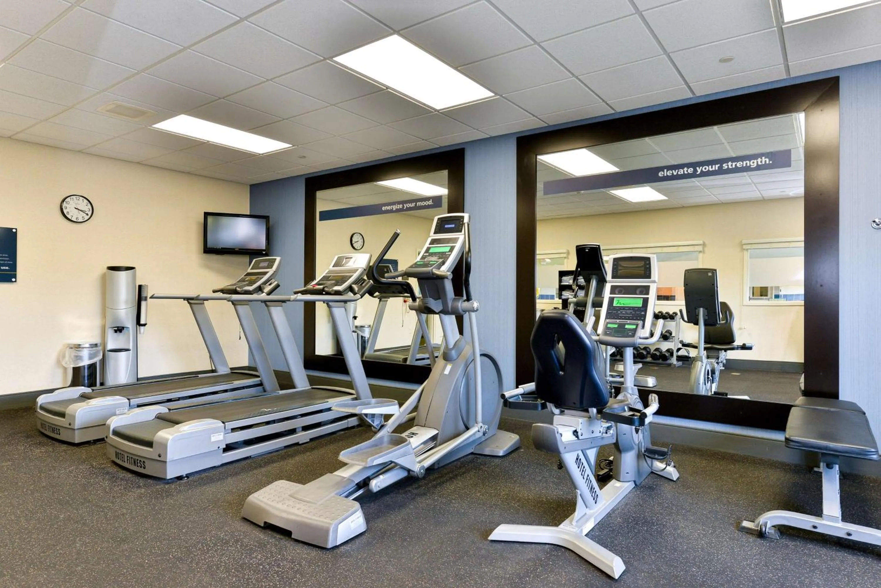 Fitness centre/facilities in Hampton Inn Ellsworth