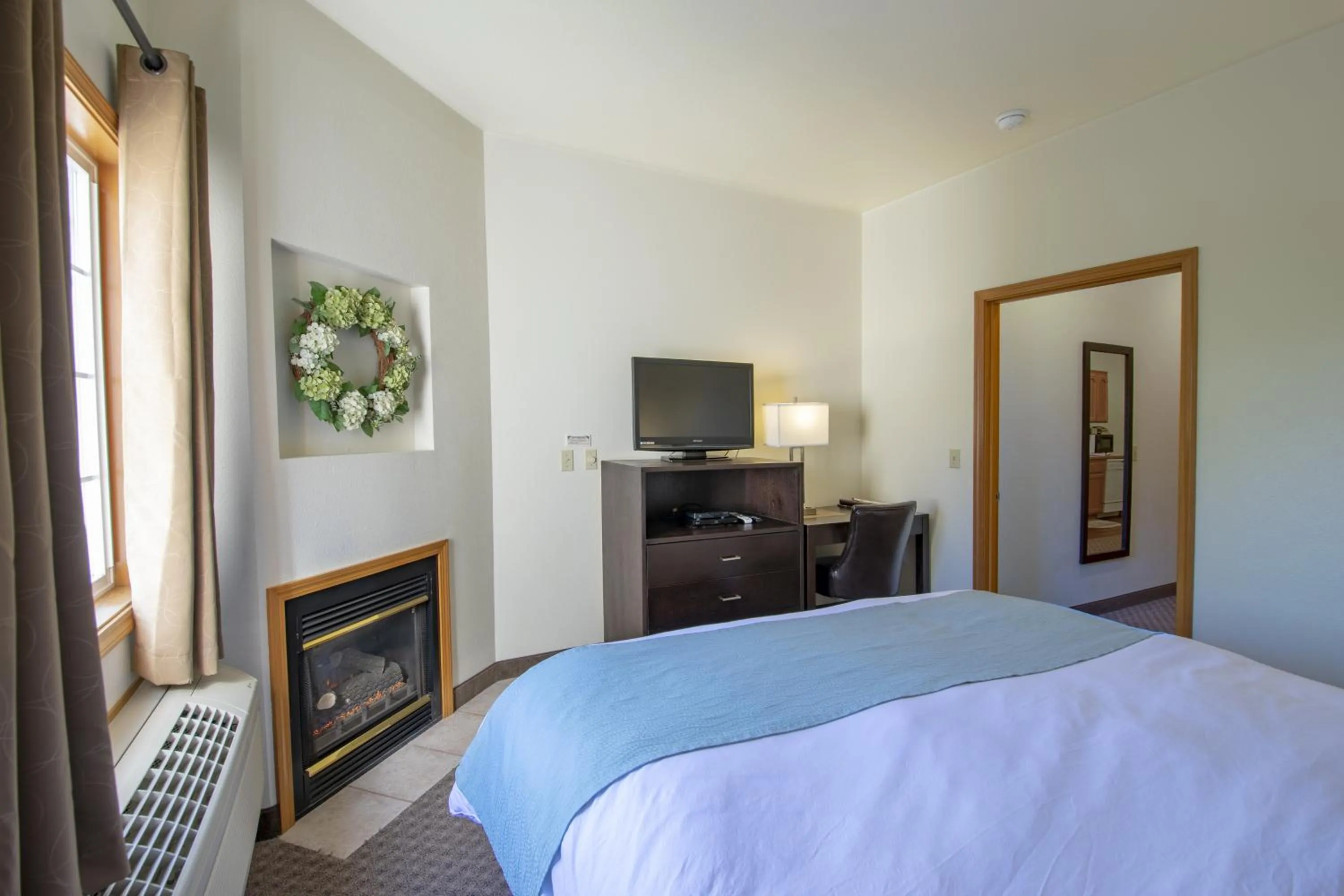 Bedroom in Sunrise Inn