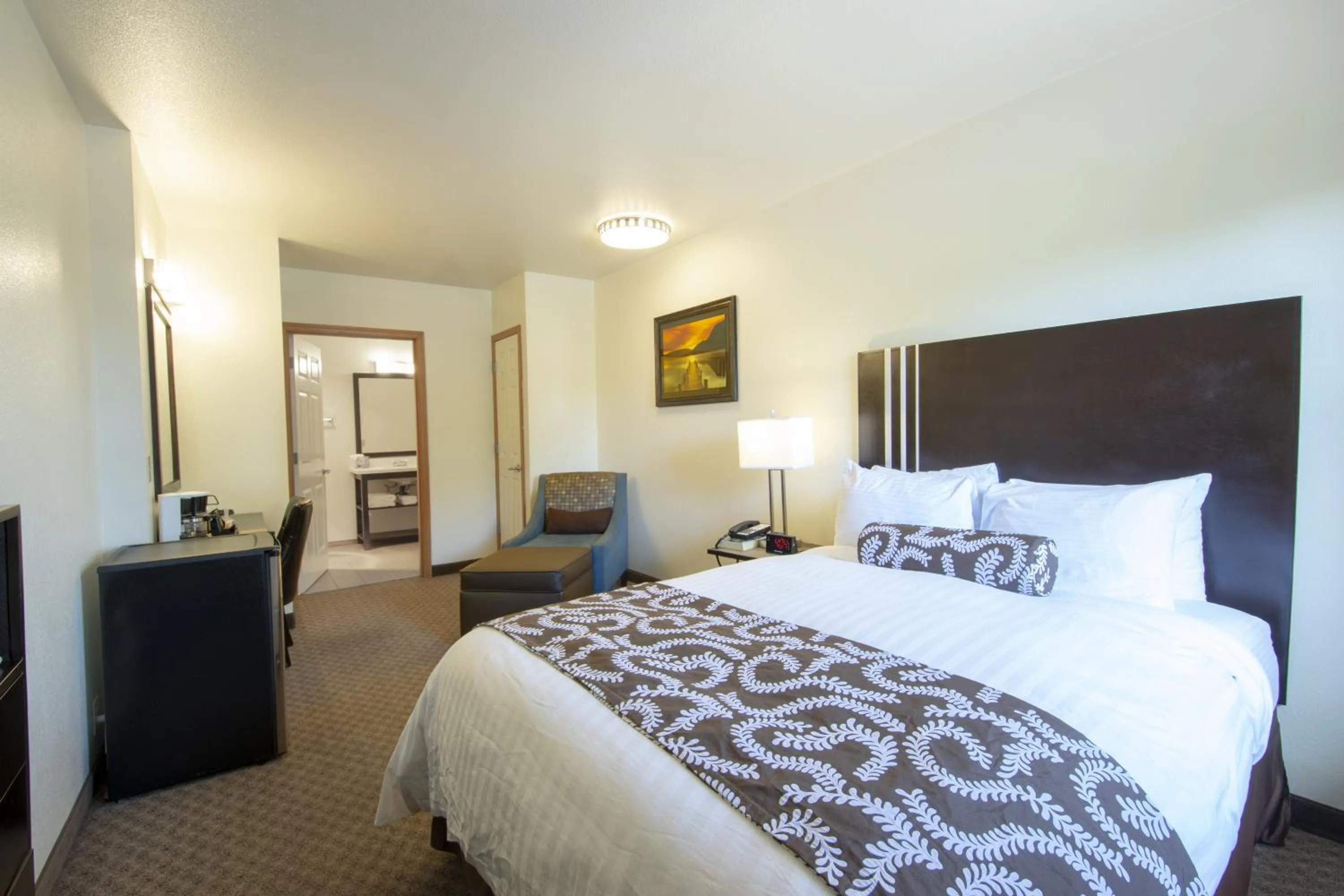 Bedroom in Sunrise Inn