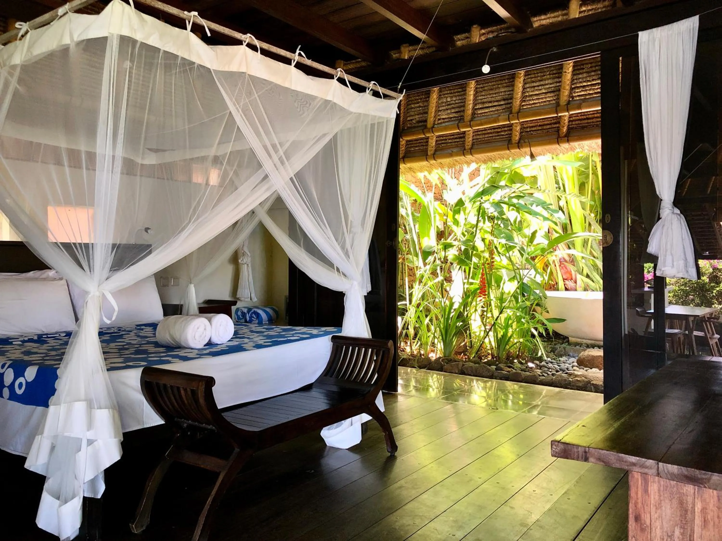 Bedroom, Bed in Bloo Lagoon Eco Village