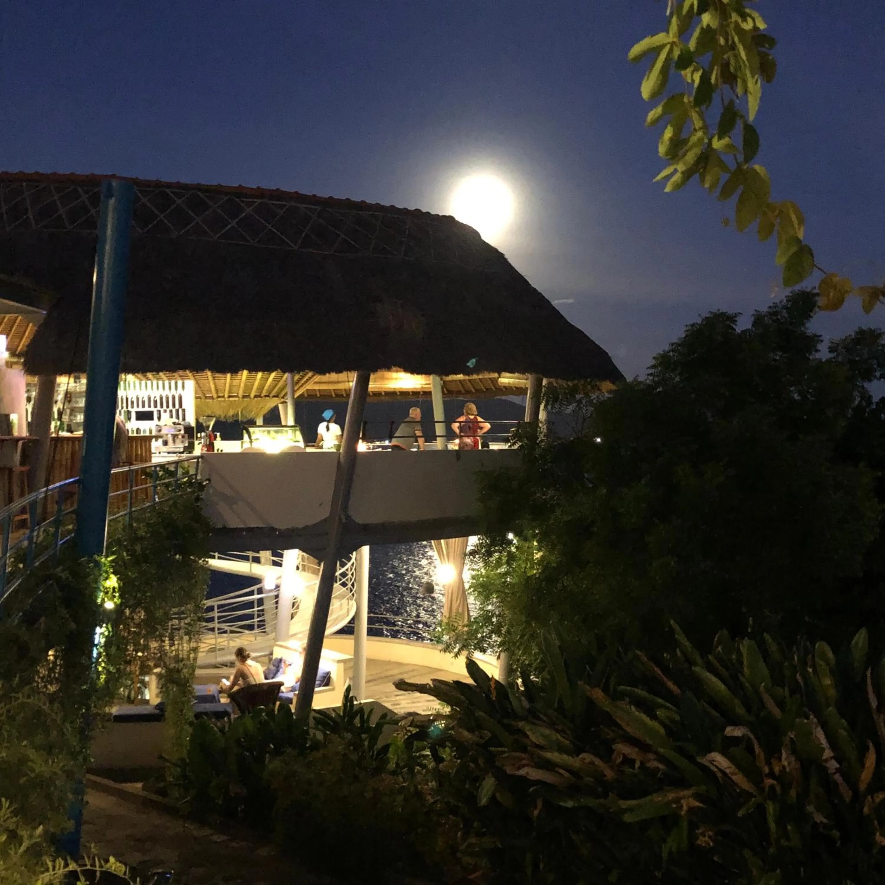 Restaurant/places to eat in Bloo Lagoon Eco Village
