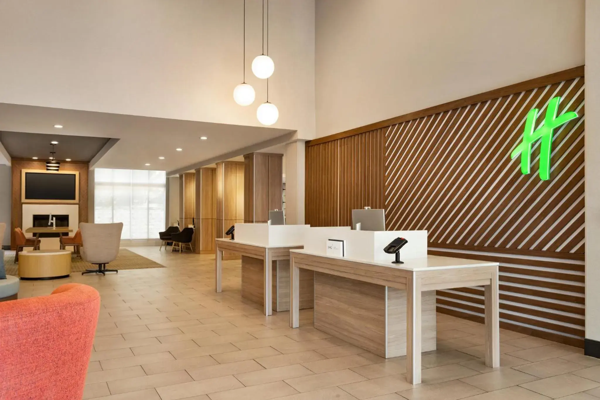 Property building in Holiday Inn Birmingham - Hoover by IHG Property building in Holiday Inn Birmingham - Hoover by IHG