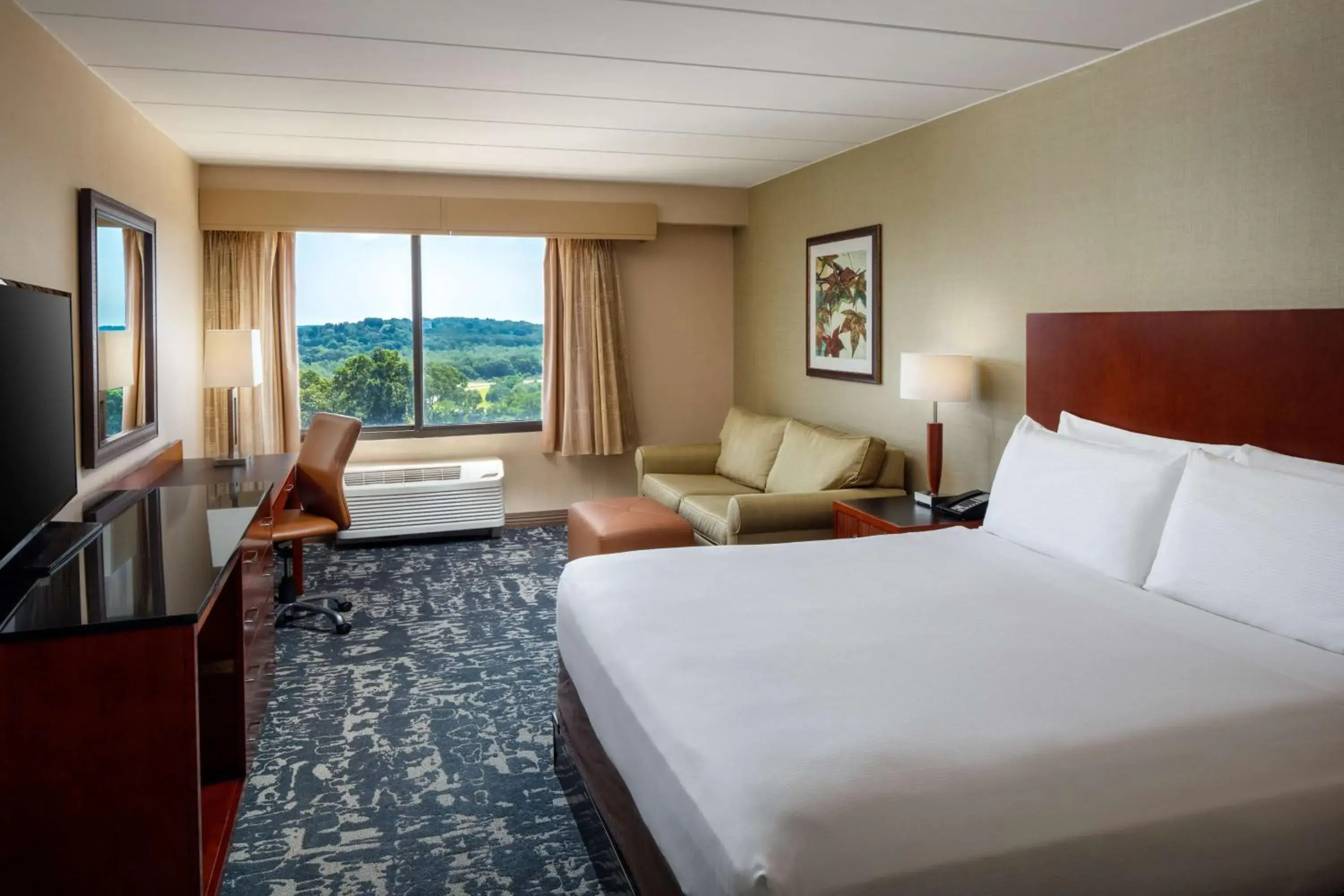 King Room in DoubleTree Boston North Shore Danvers King Room in DoubleTree Boston North Shore Danvers