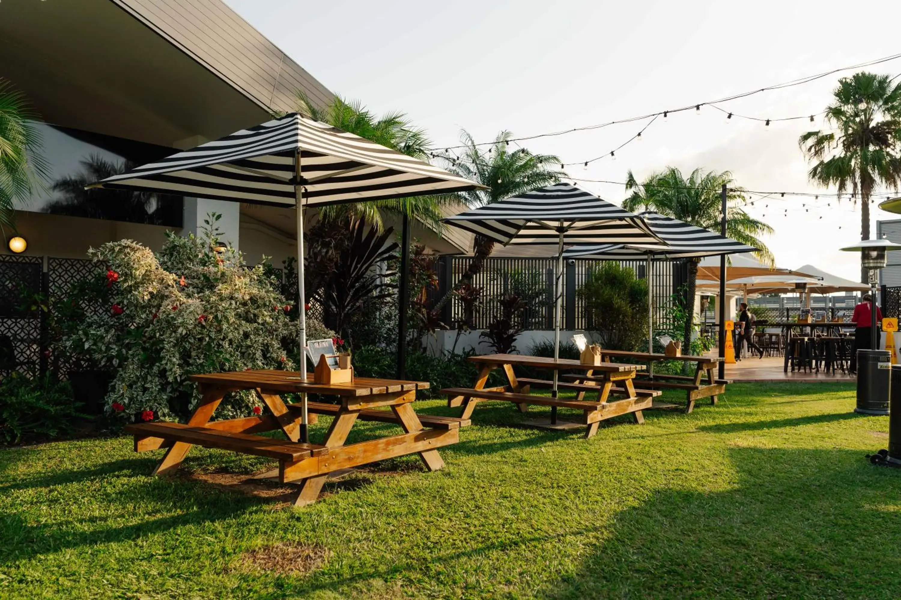 Restaurant/places to eat in Salisbury Hotel Motel Restaurant/places to eat in Salisbury Hotel Motel