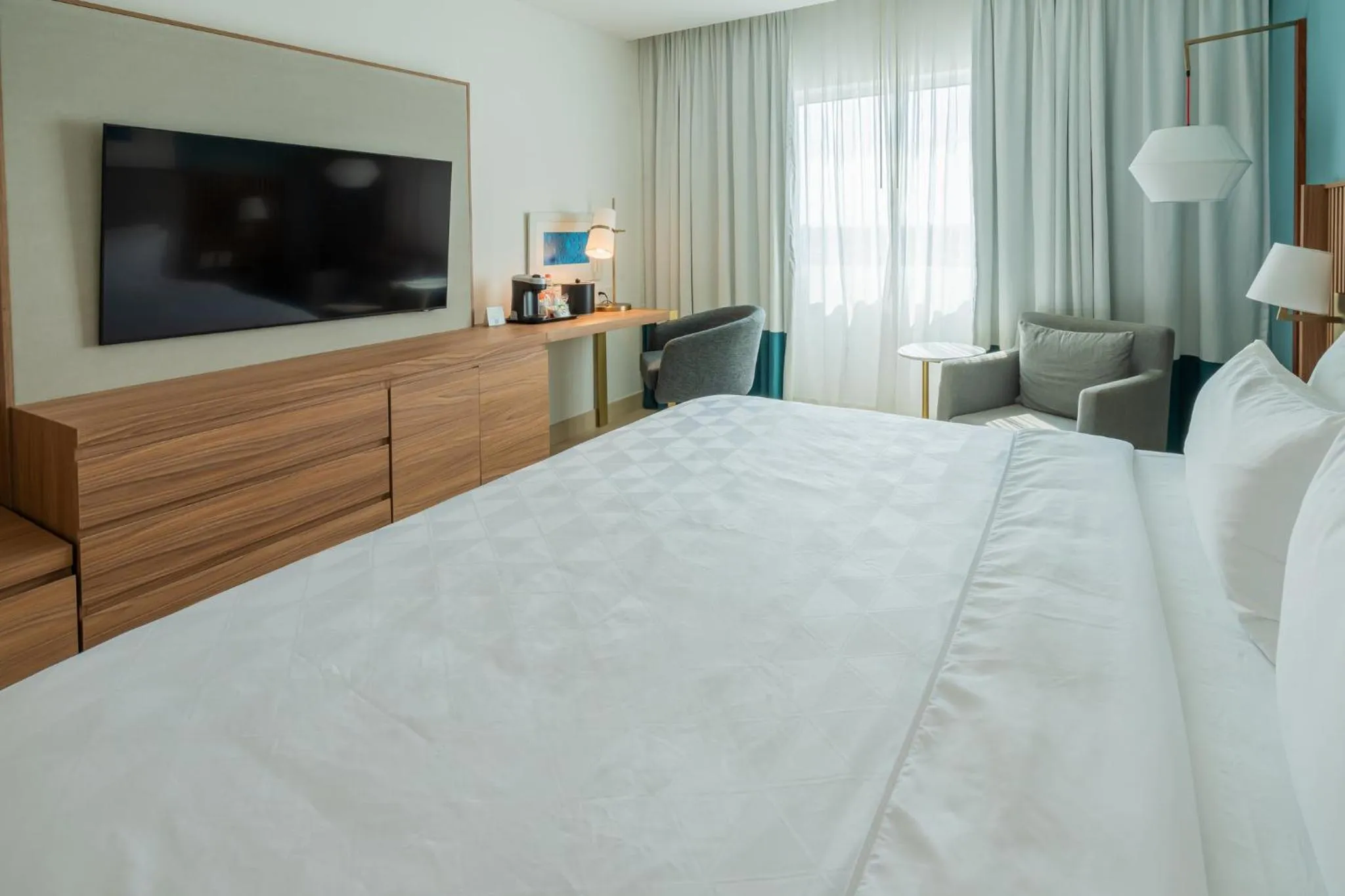 Photo of the whole room, Bed in Holiday Inn Acapulco La Isla by IHG