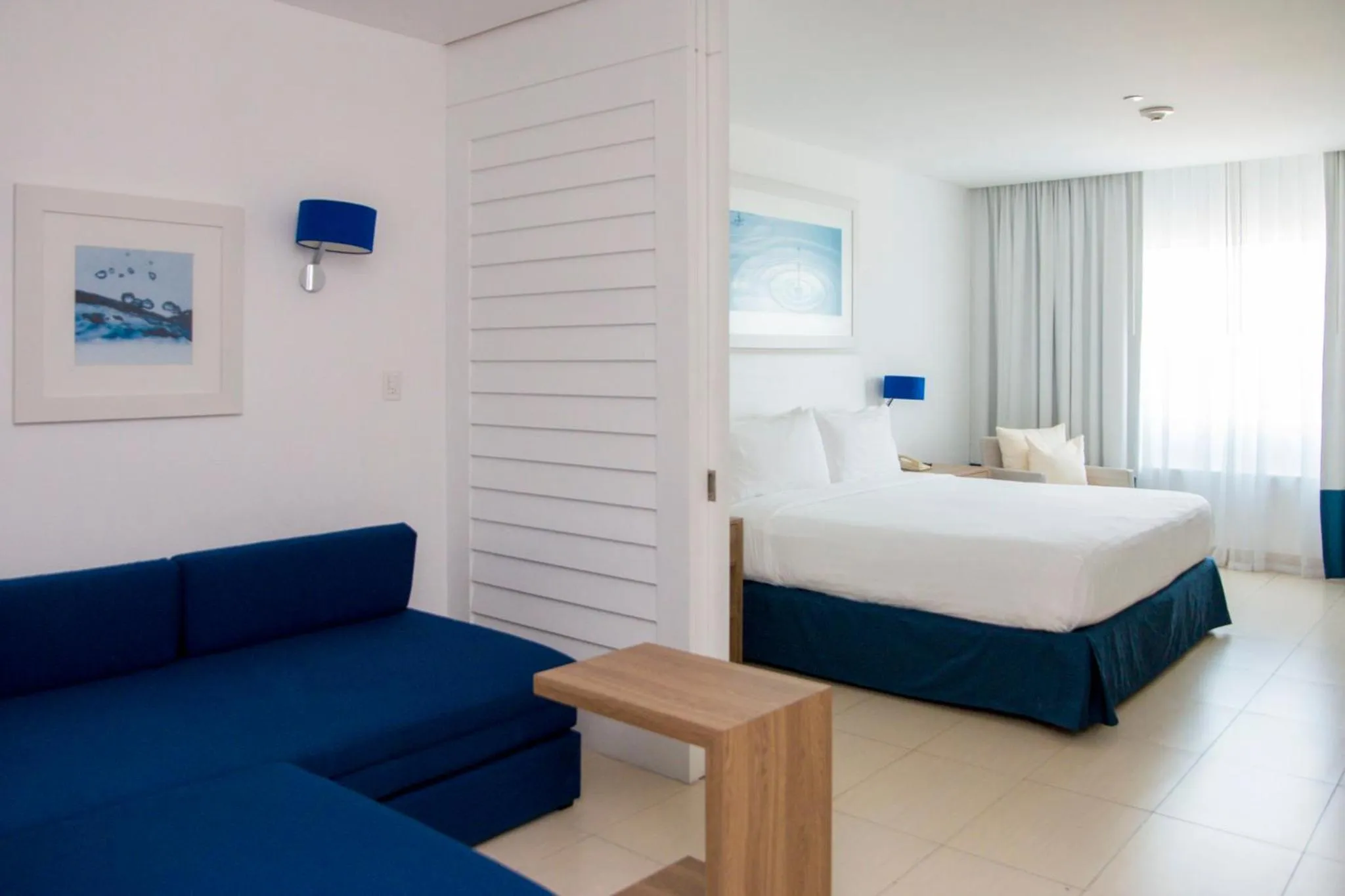 Photo of the whole room, Bed in Holiday Inn Acapulco La Isla by IHG