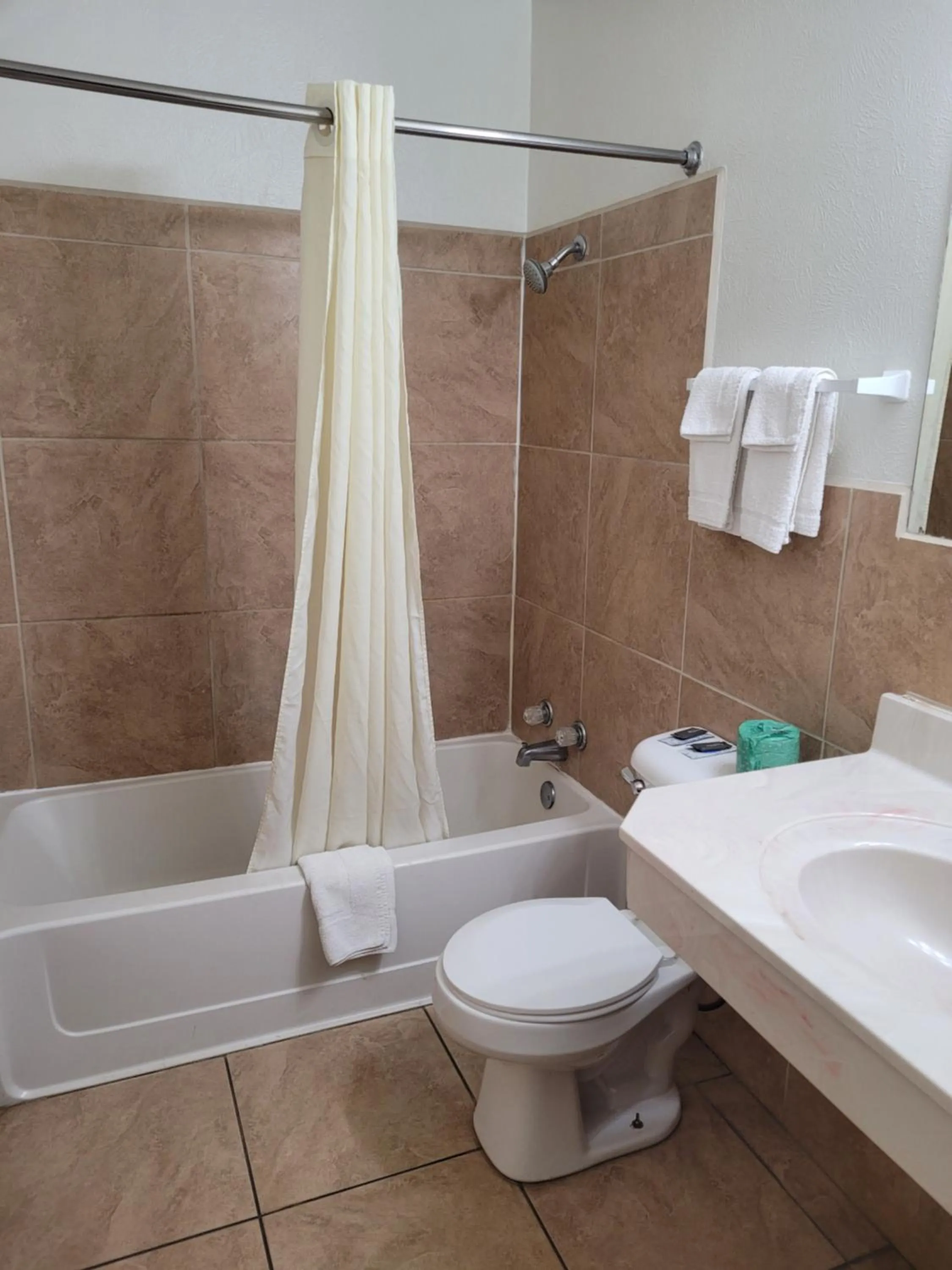 Bathroom in Sands Motel