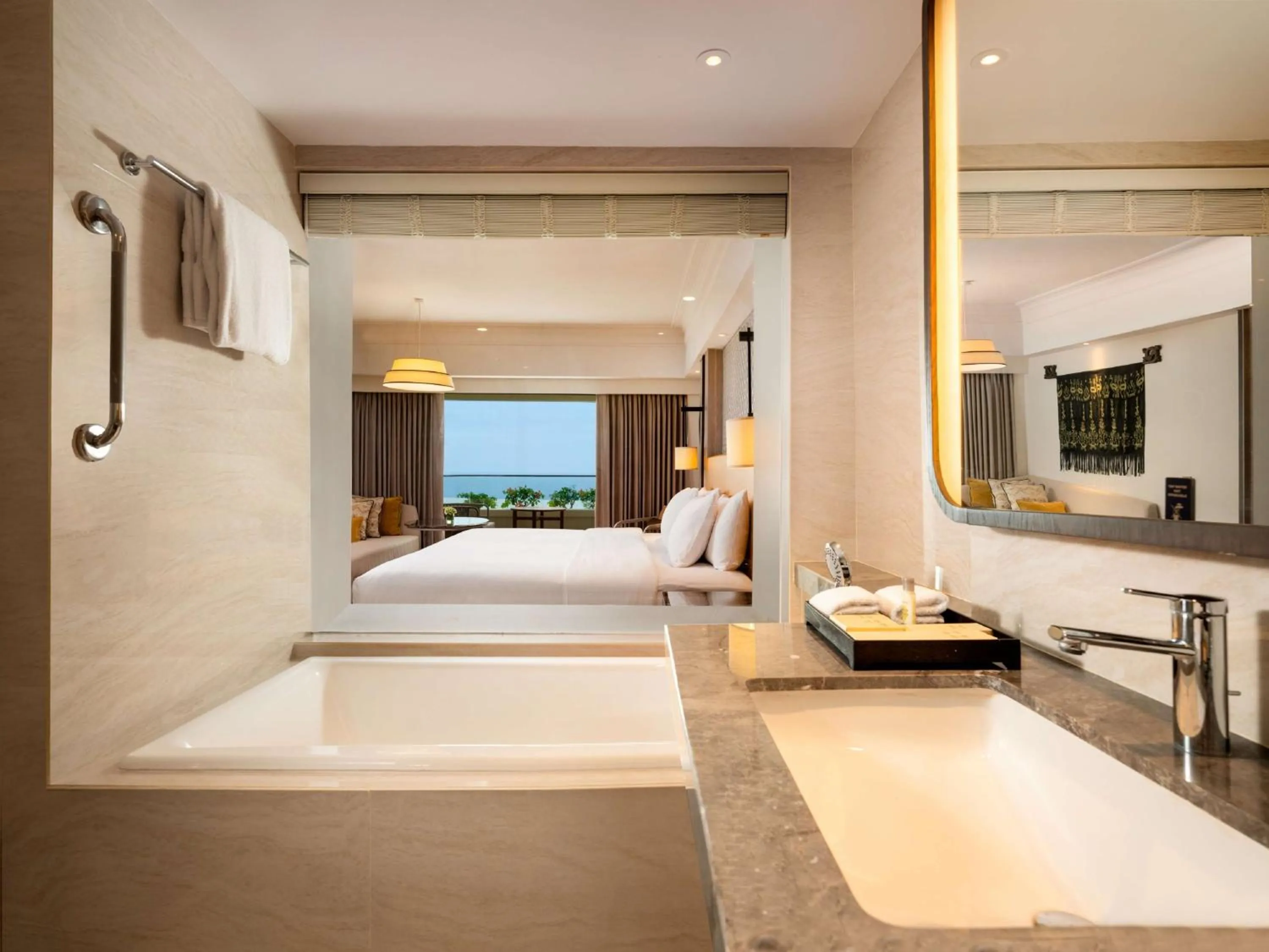 Bathroom, Bed in Hilton Bali Resort