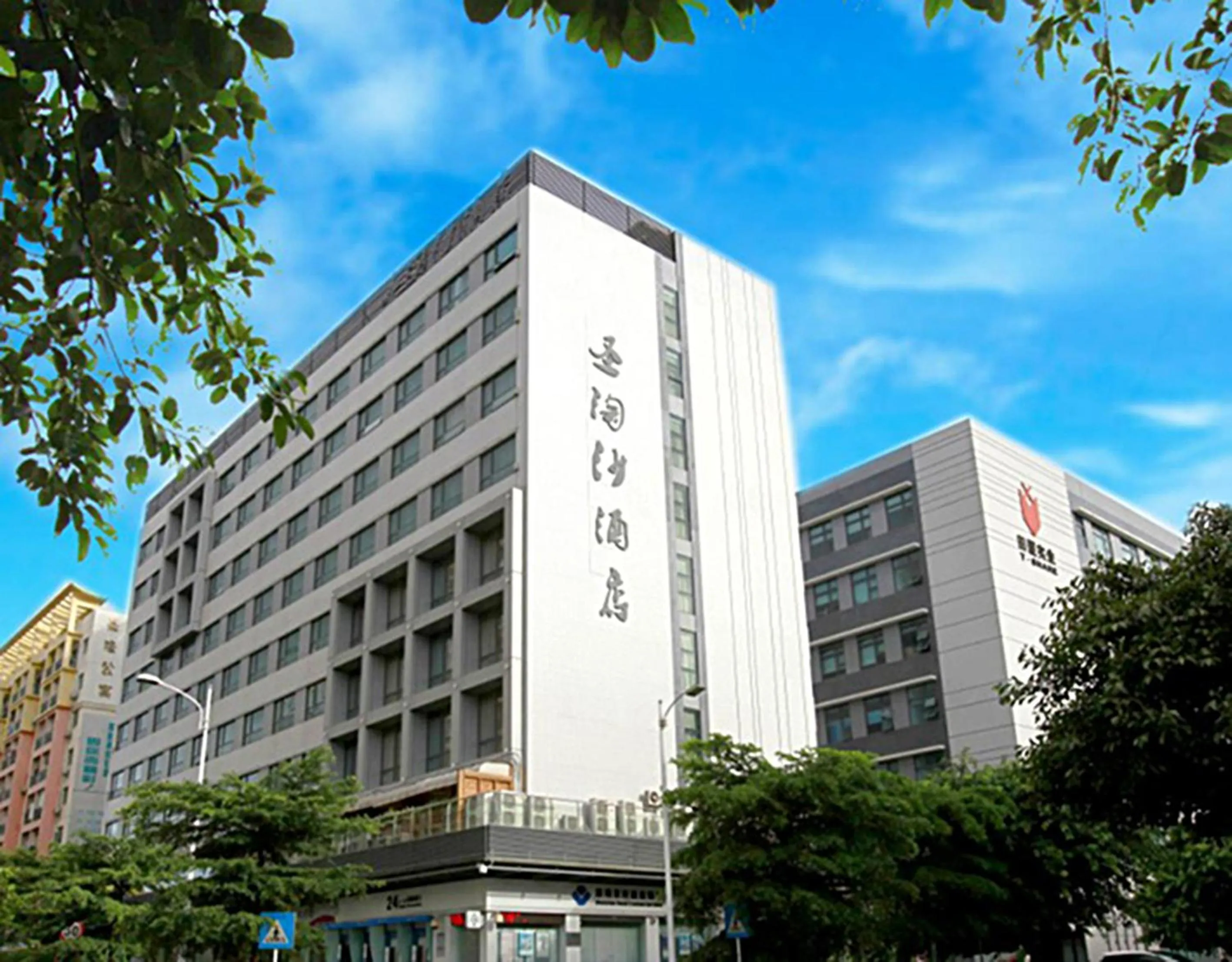 Property building in Sentosa Hotel Shenzhen Majialong Branch
