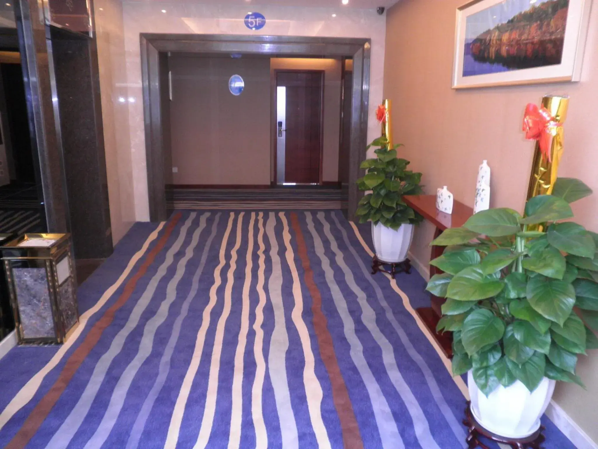 Facade/entrance in Sentosa Hotel Shenzhen Majialong Branch Facade/entrance in Sentosa Hotel Shenzhen Majialong Branch