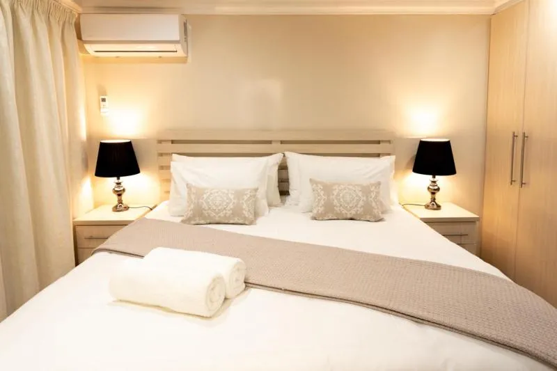 Classic Twin Room in Grand House Lodge And SPA Jeffreys Bay