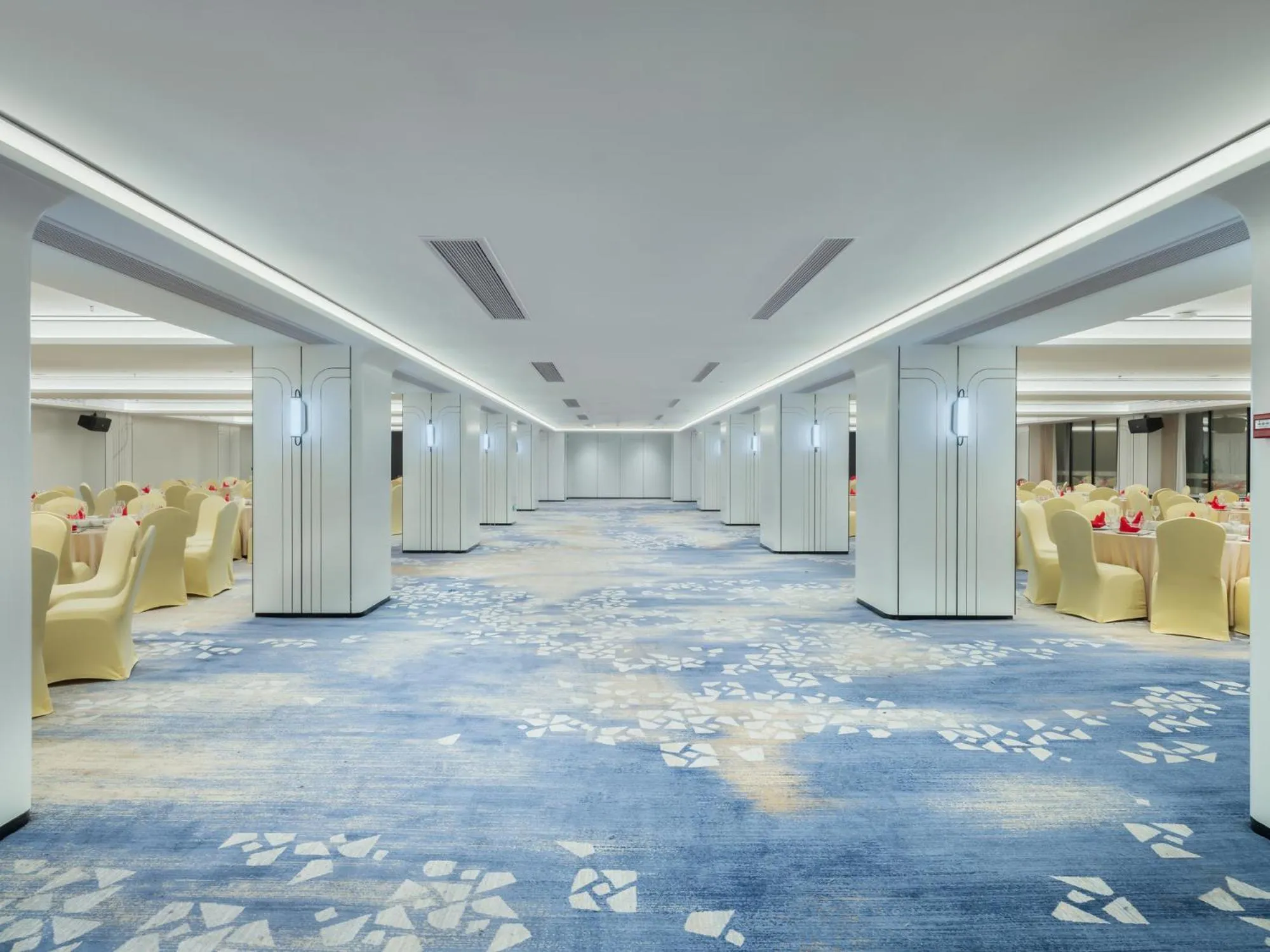 Banquet/Function facilities in Four Points by Sheraton Yangjiang City Center