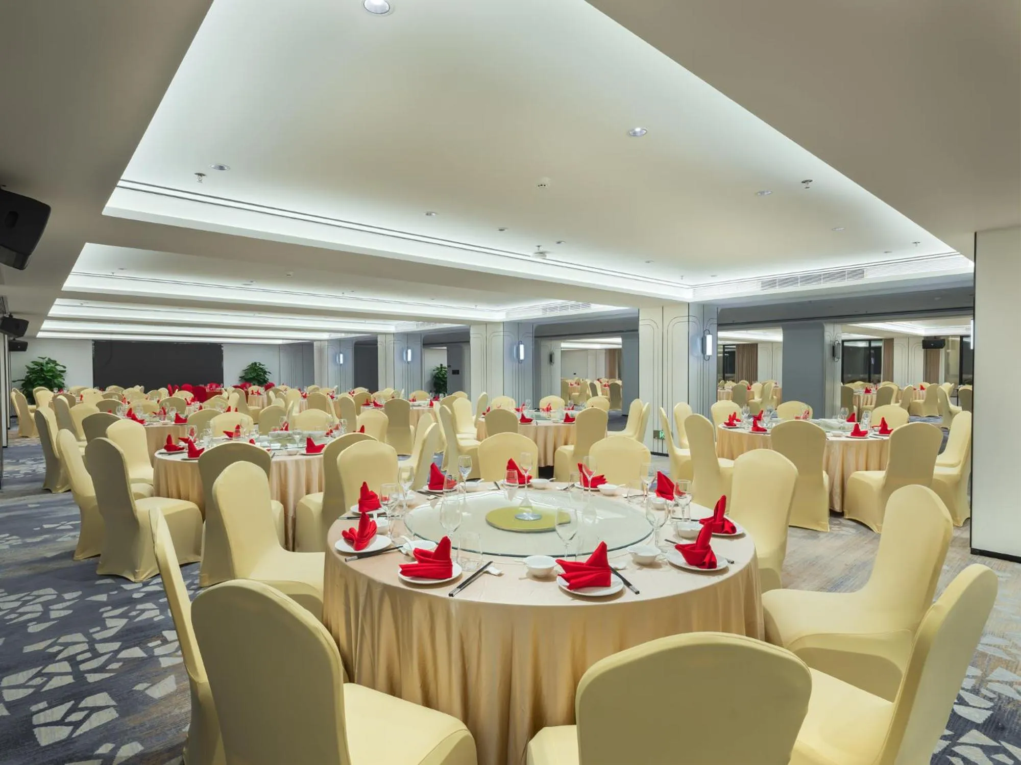 Banquet/Function facilities in Four Points by Sheraton Yangjiang City Center