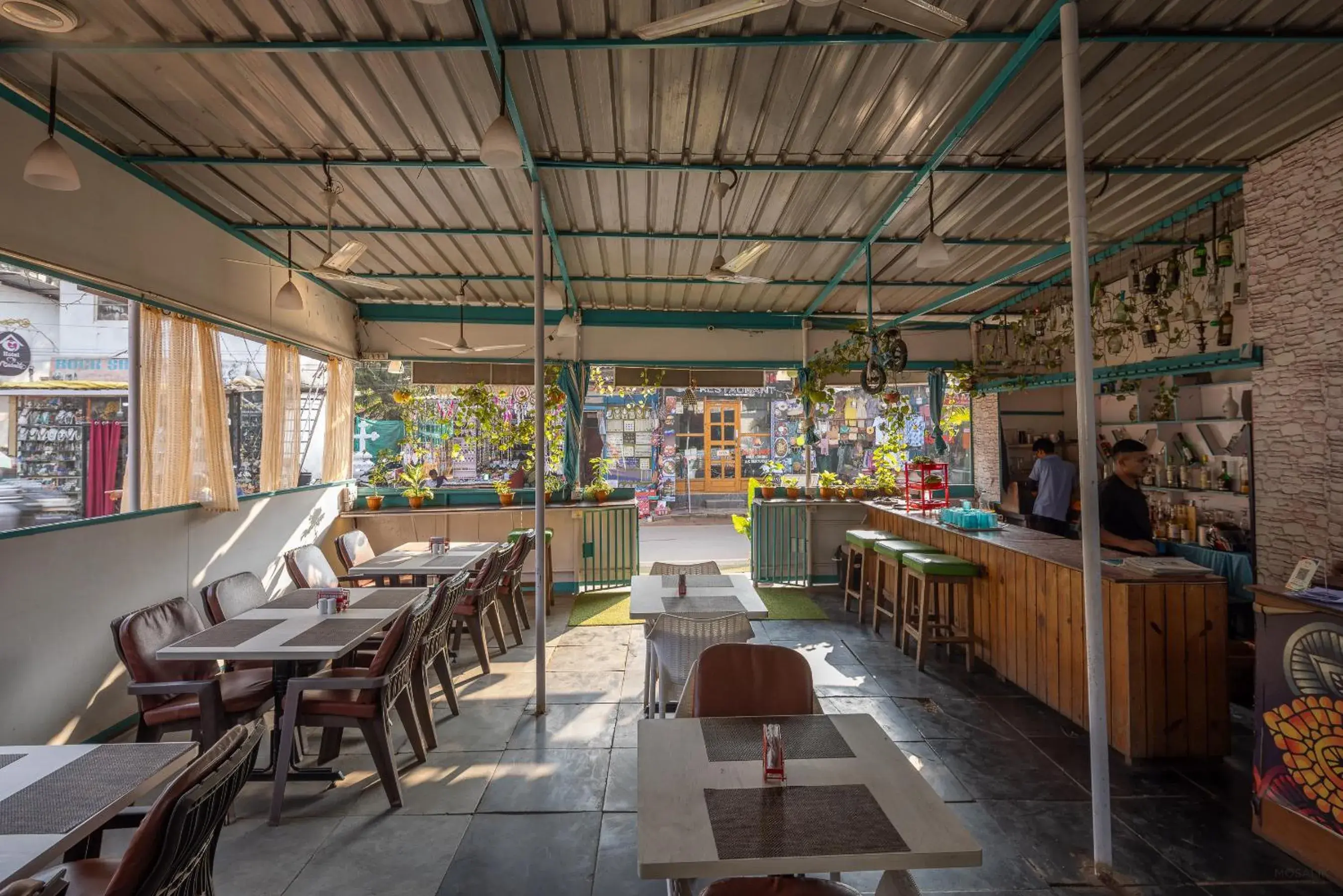 Restaurant/places to eat in Crystall Goa, Onyx Edition Restaurant/places to eat in Crystall Goa, Onyx Edition