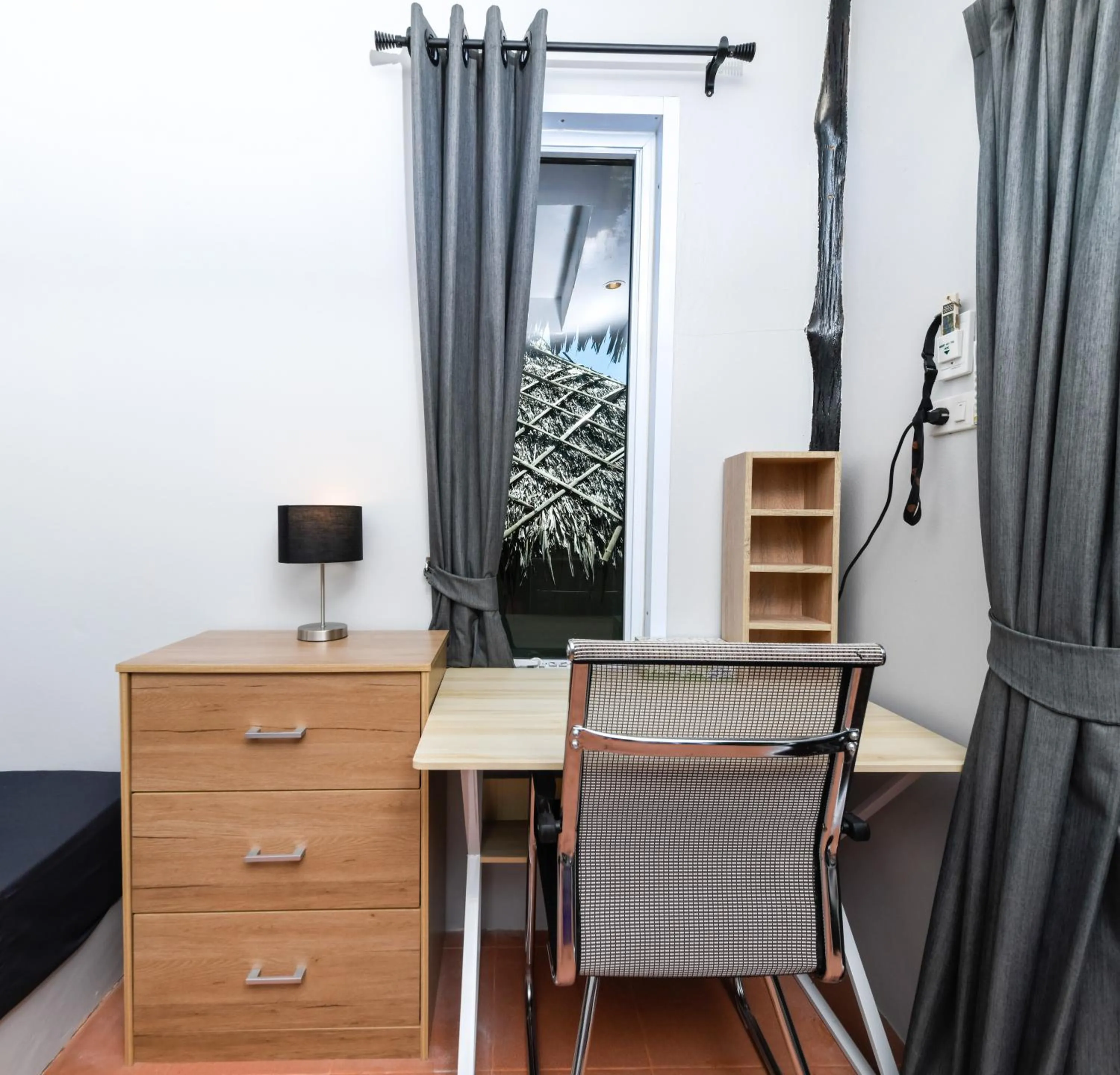 Seating area in Shiralea Backpackers Resort