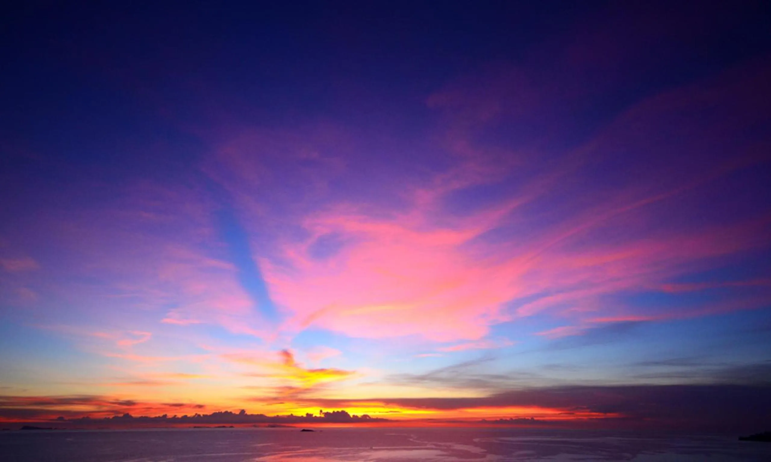 Sunset in Shiralea Backpackers Resort