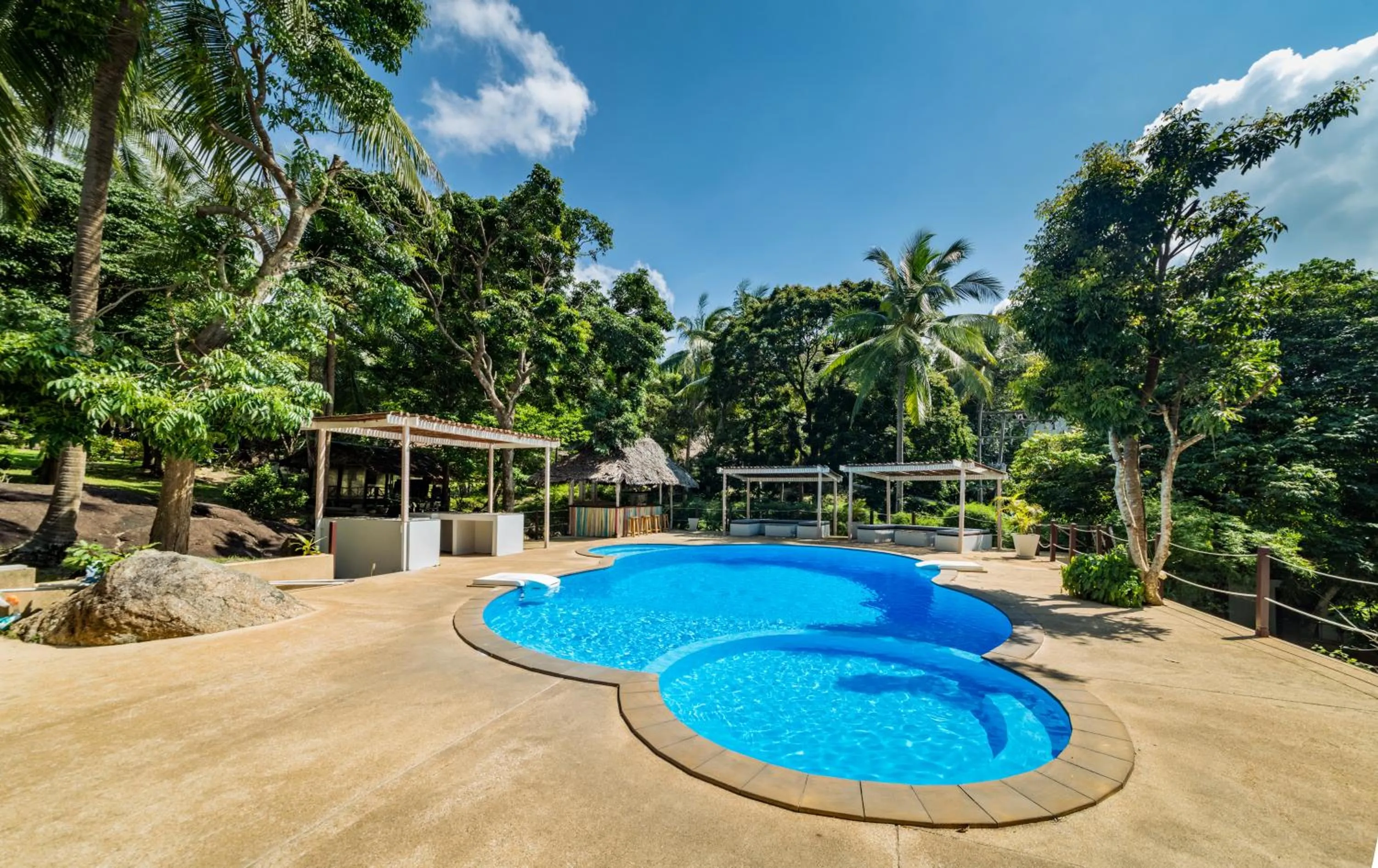 Natural landscape in Shiralea Backpackers Resort