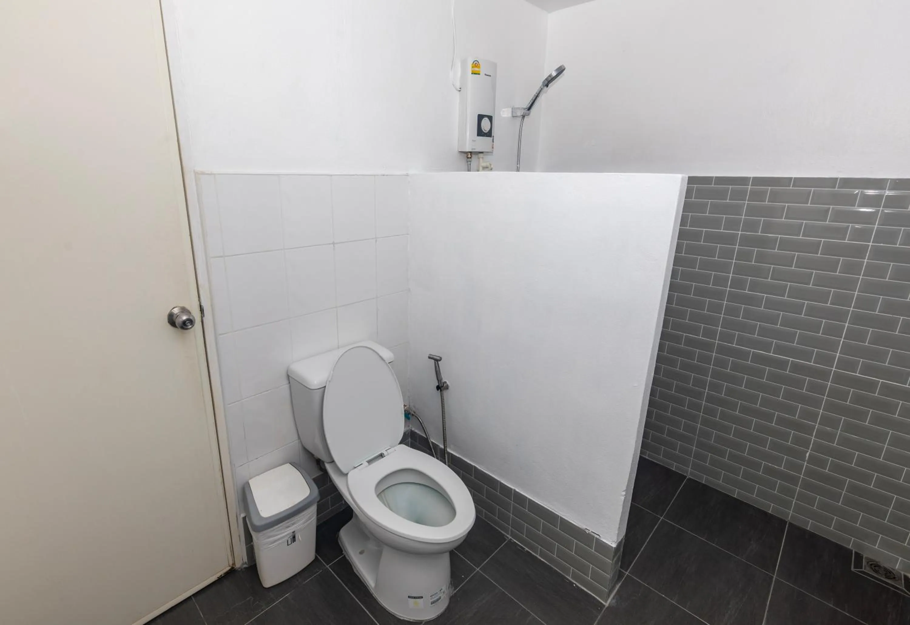 Shower in Shiralea Resort