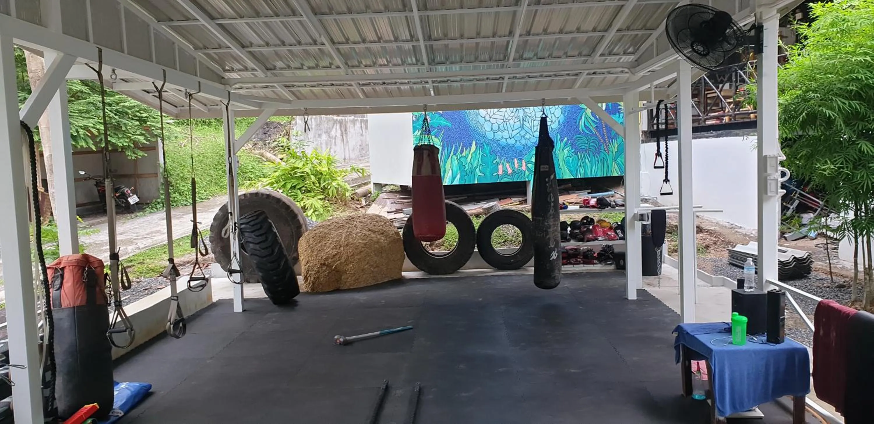 Fitness centre/facilities in Shiralea Backpackers Resort