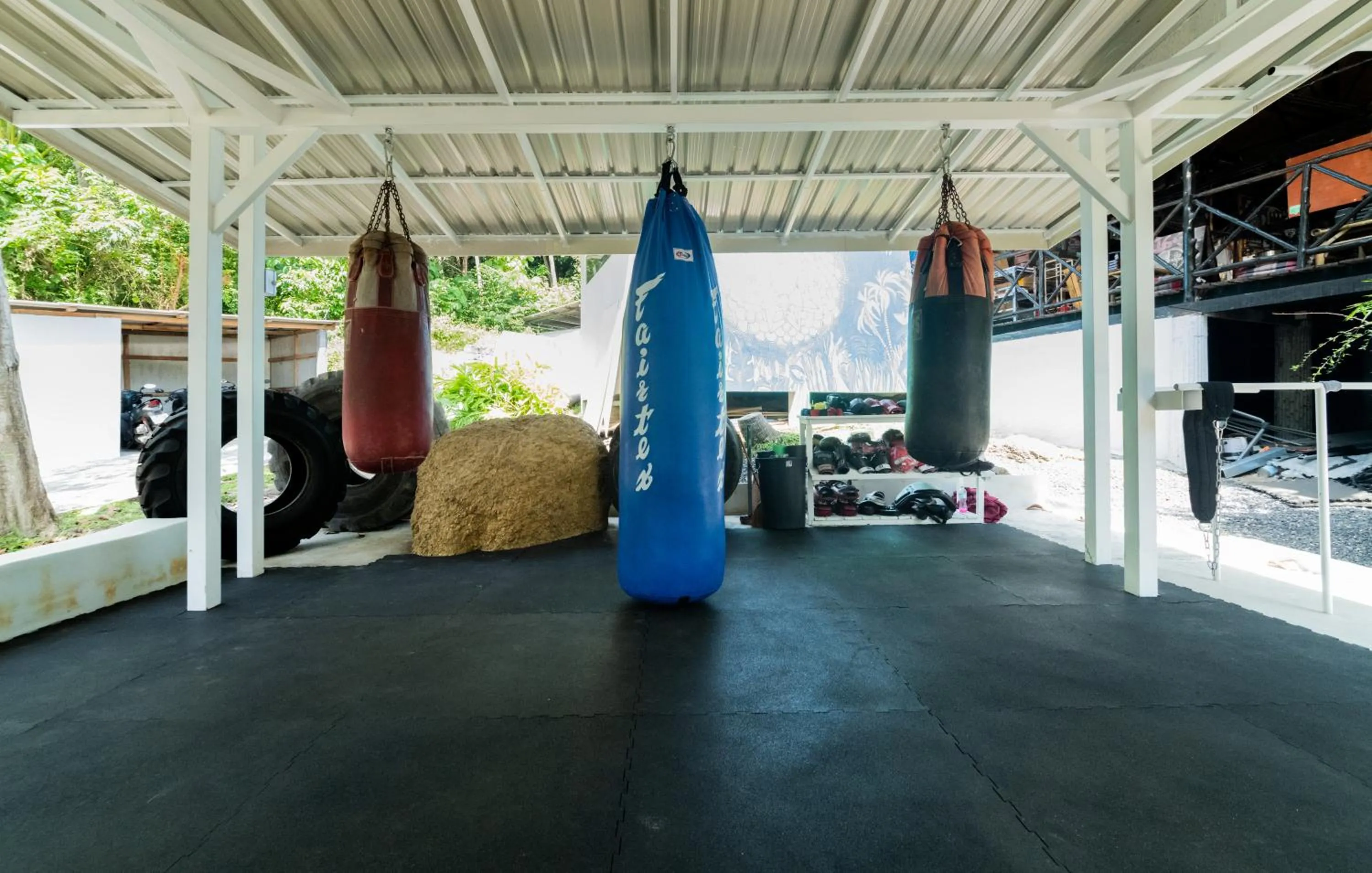 Fitness centre/facilities in Shiralea Backpackers Resort