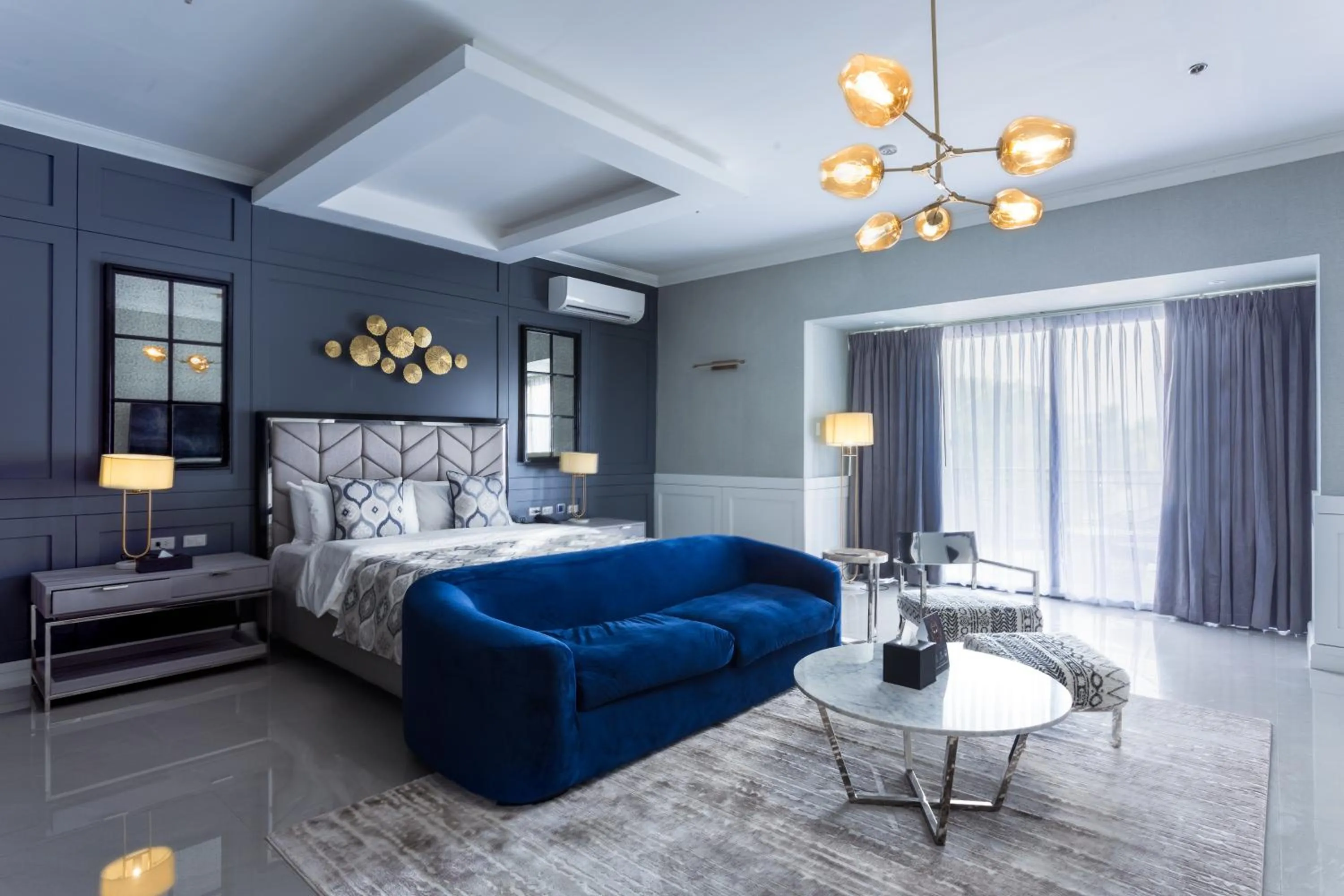 Bed in Stonehill Suites