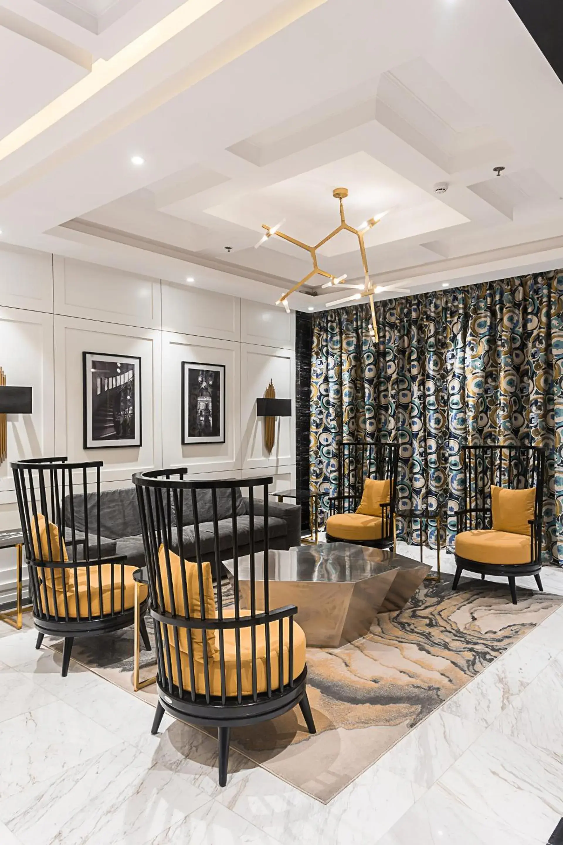 Living room in Stonehill Suites Living room in Stonehill Suites