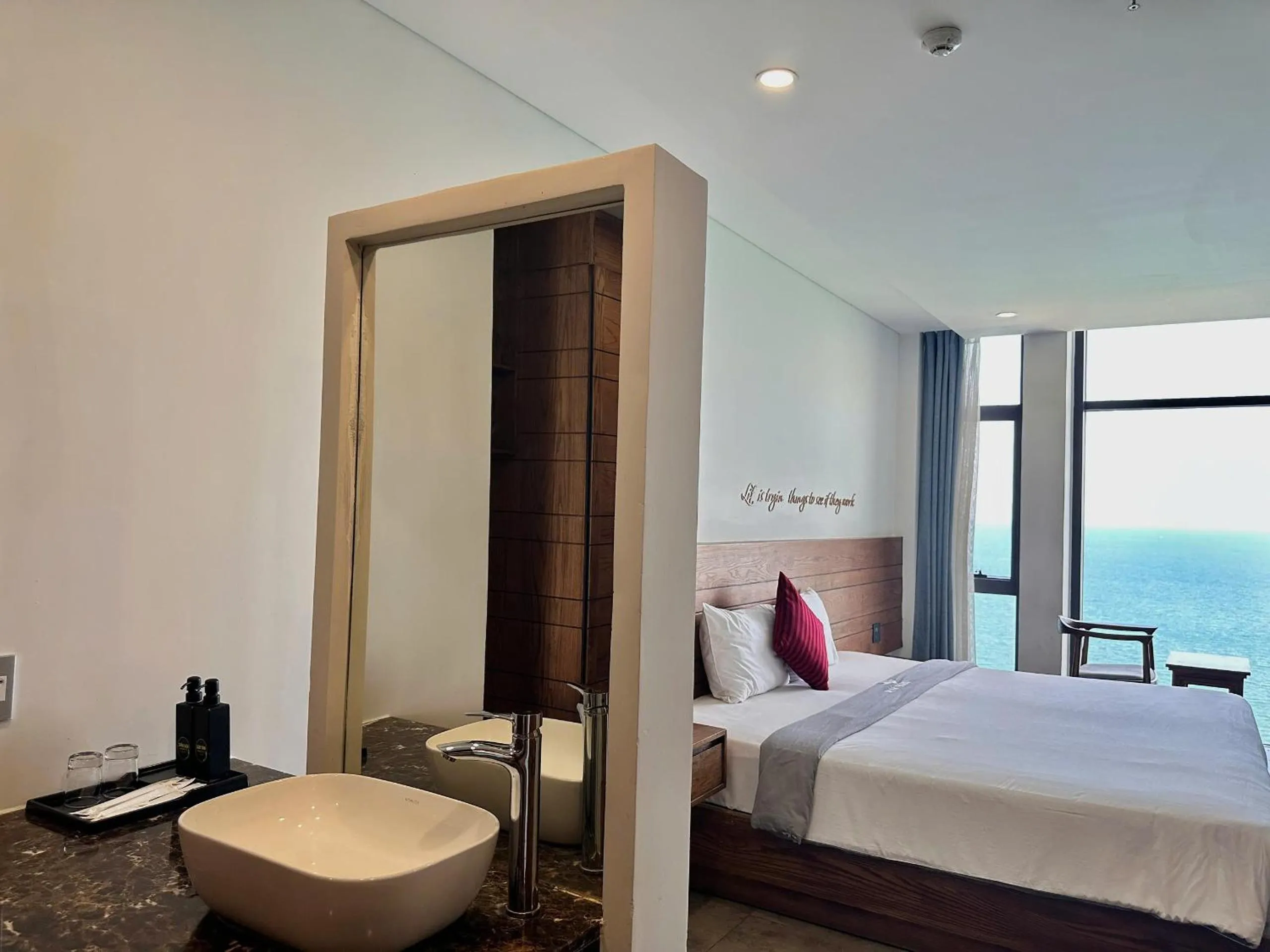 Photo of the whole room, Bed in Joy Trip Hotel & Spa Nha Trang