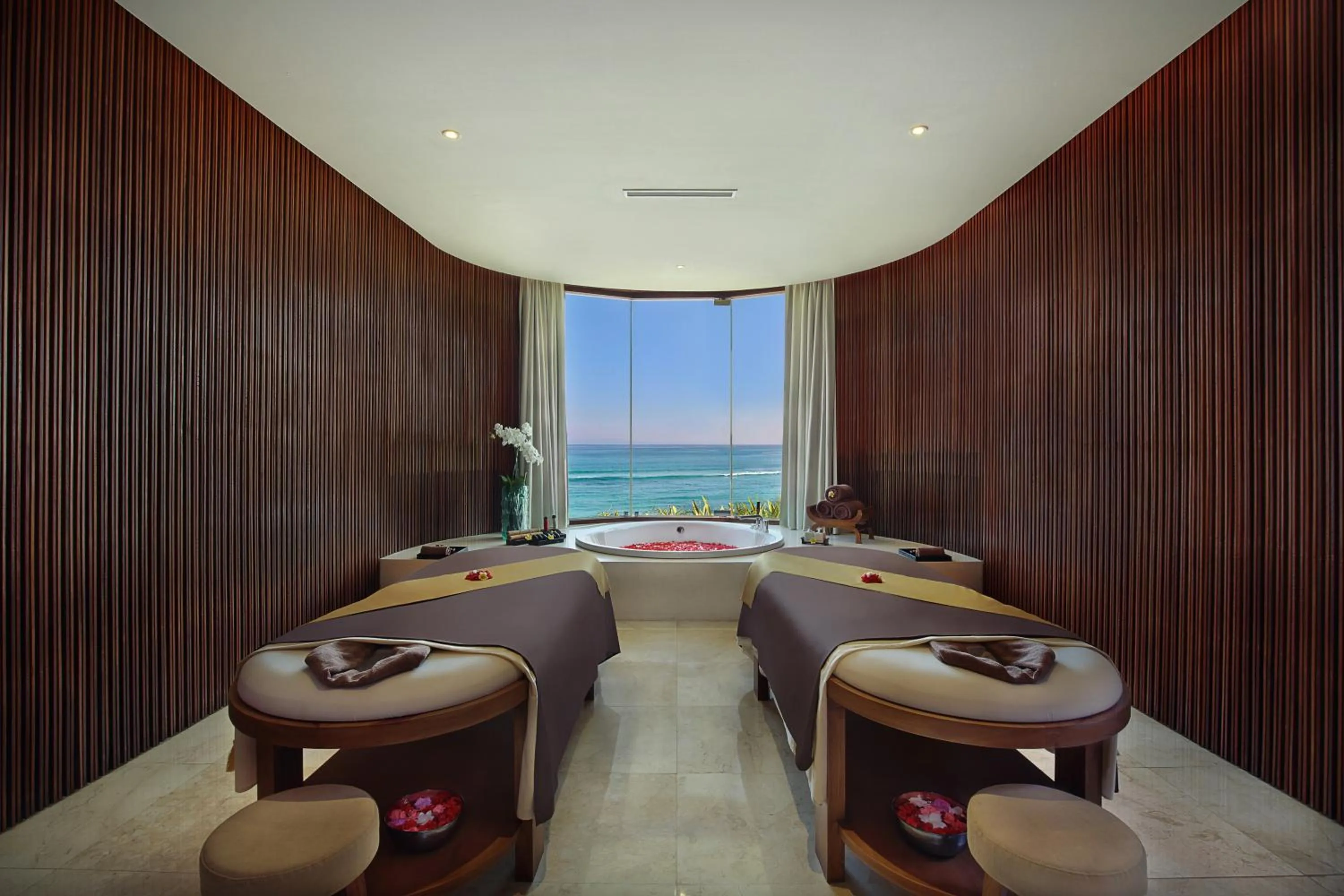 Massage in Candi Beach Resort & Spa