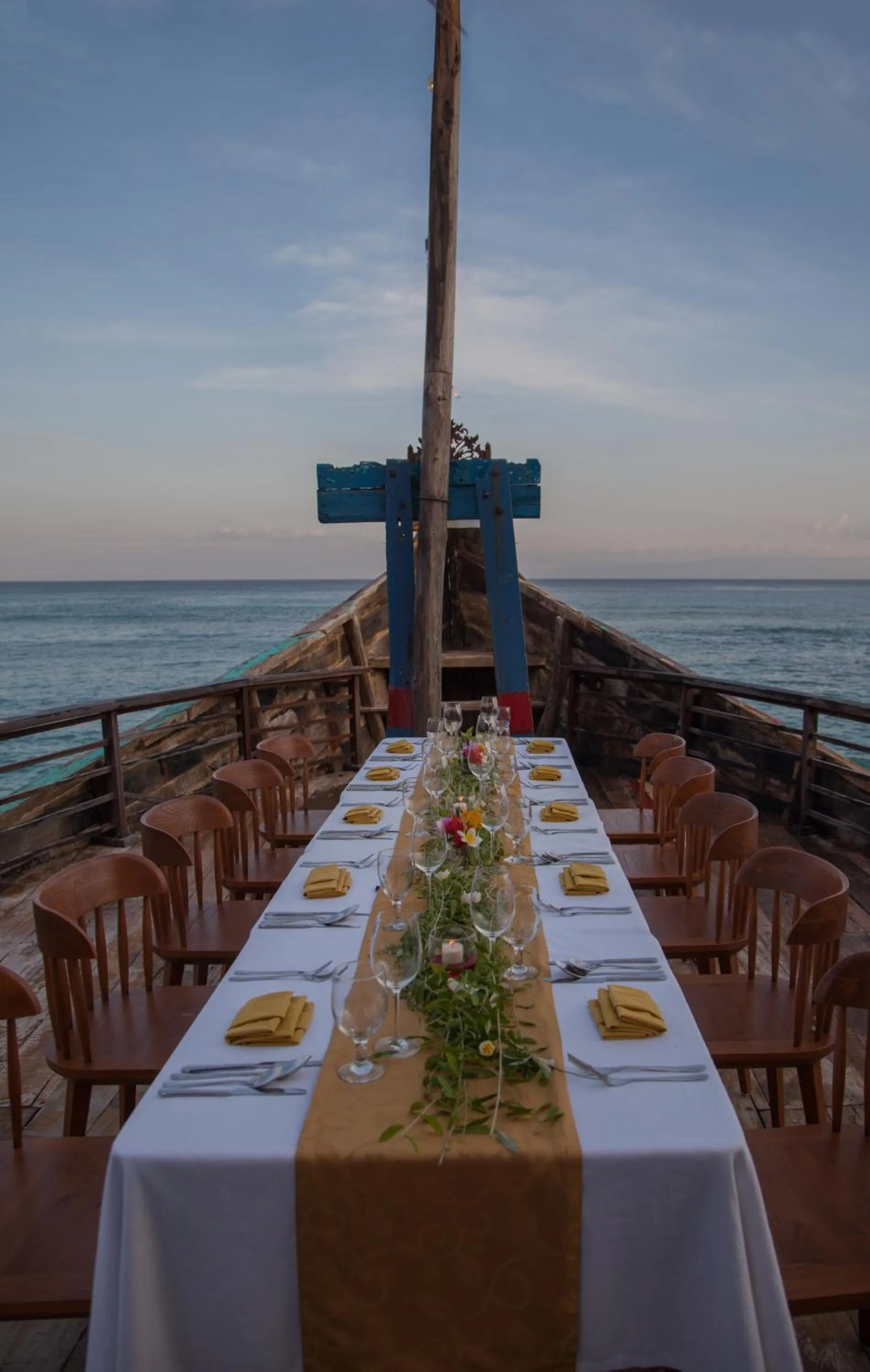 Restaurant/places to eat in Candi Beach Resort & Spa