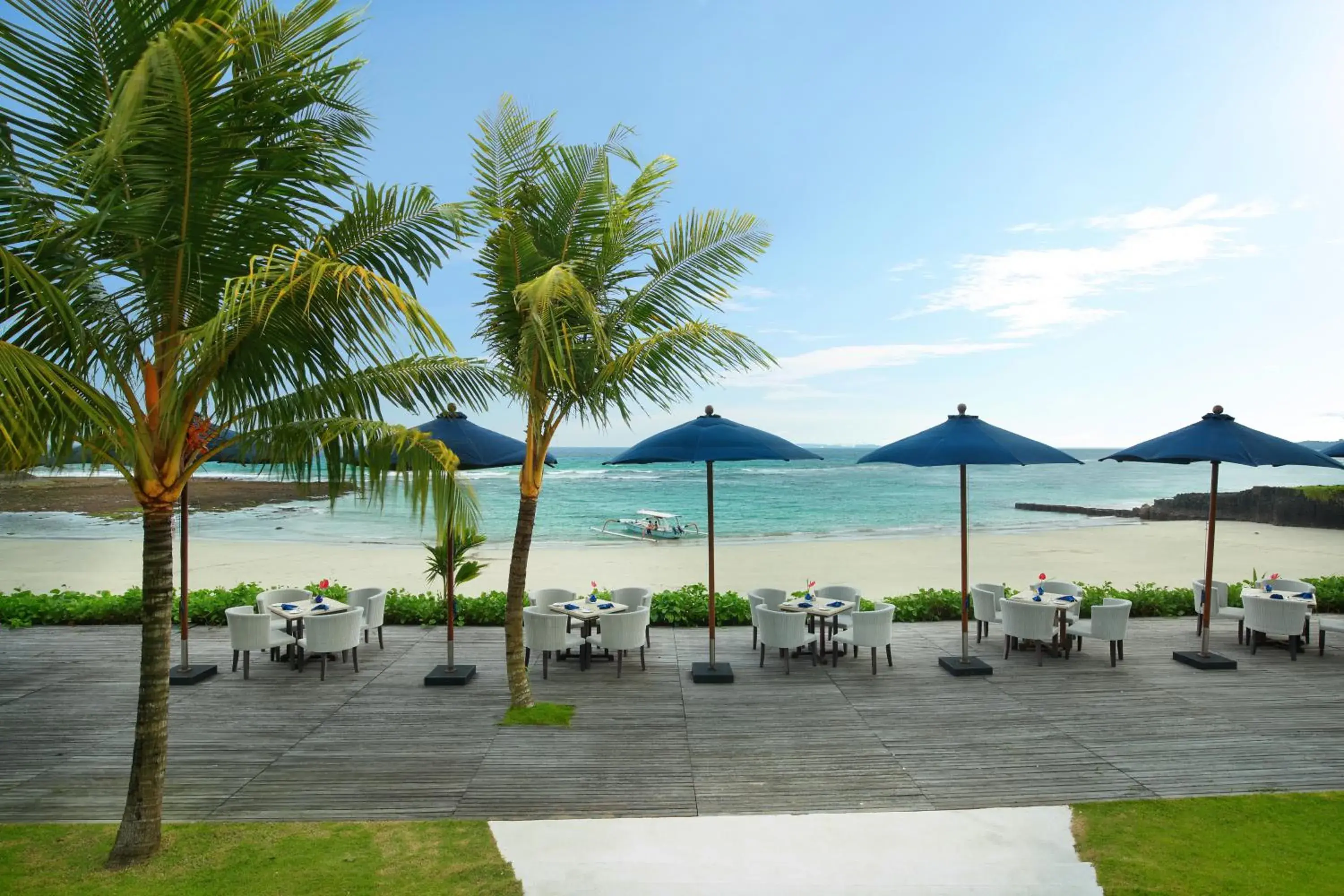 Restaurant/places to eat in Candi Beach Resort & Spa Restaurant/places to eat in Candi Beach Resort & Spa