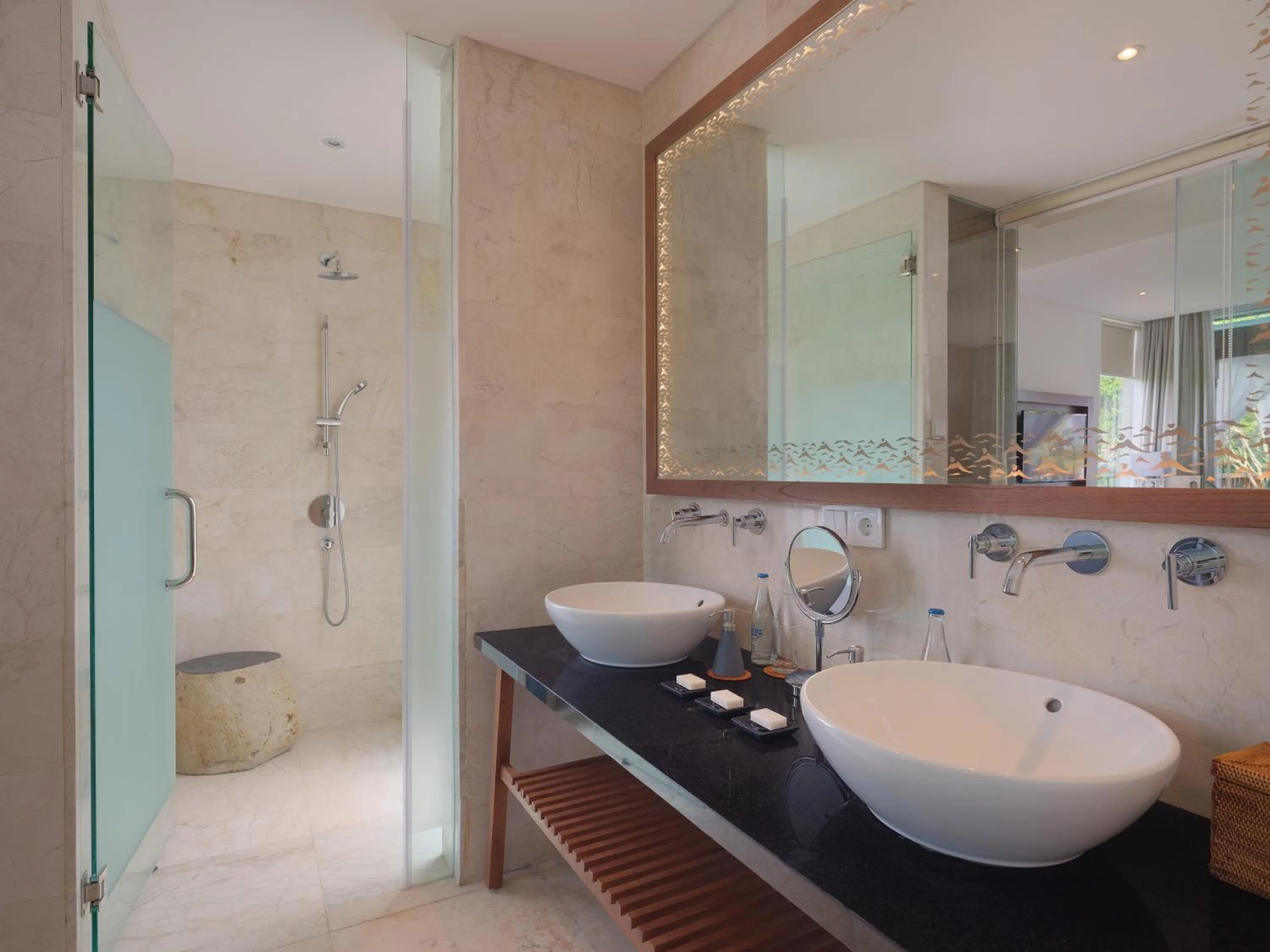 Shower in Candi Beach Resort & Spa