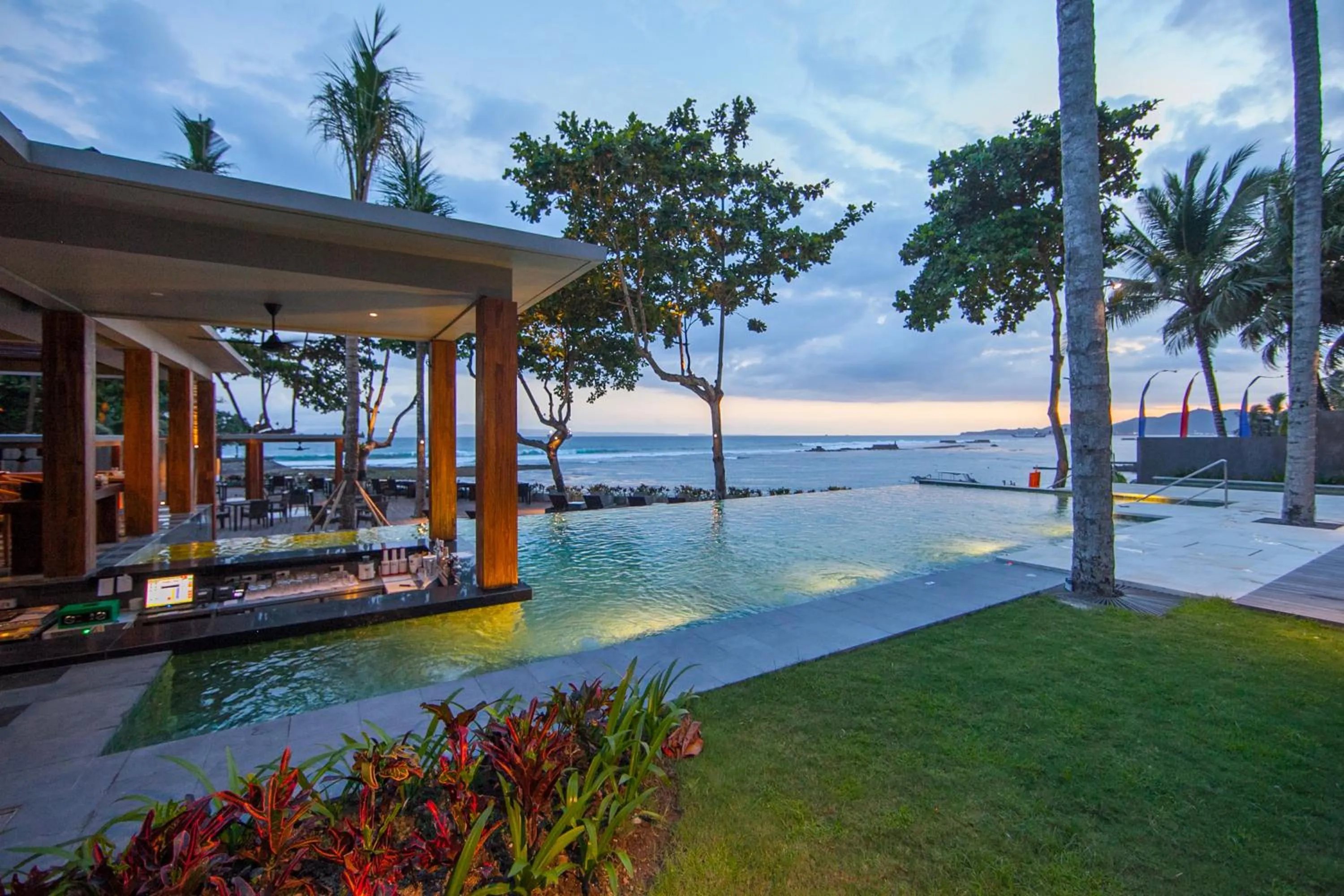 Swimming pool in Candi Beach Resort & Spa
