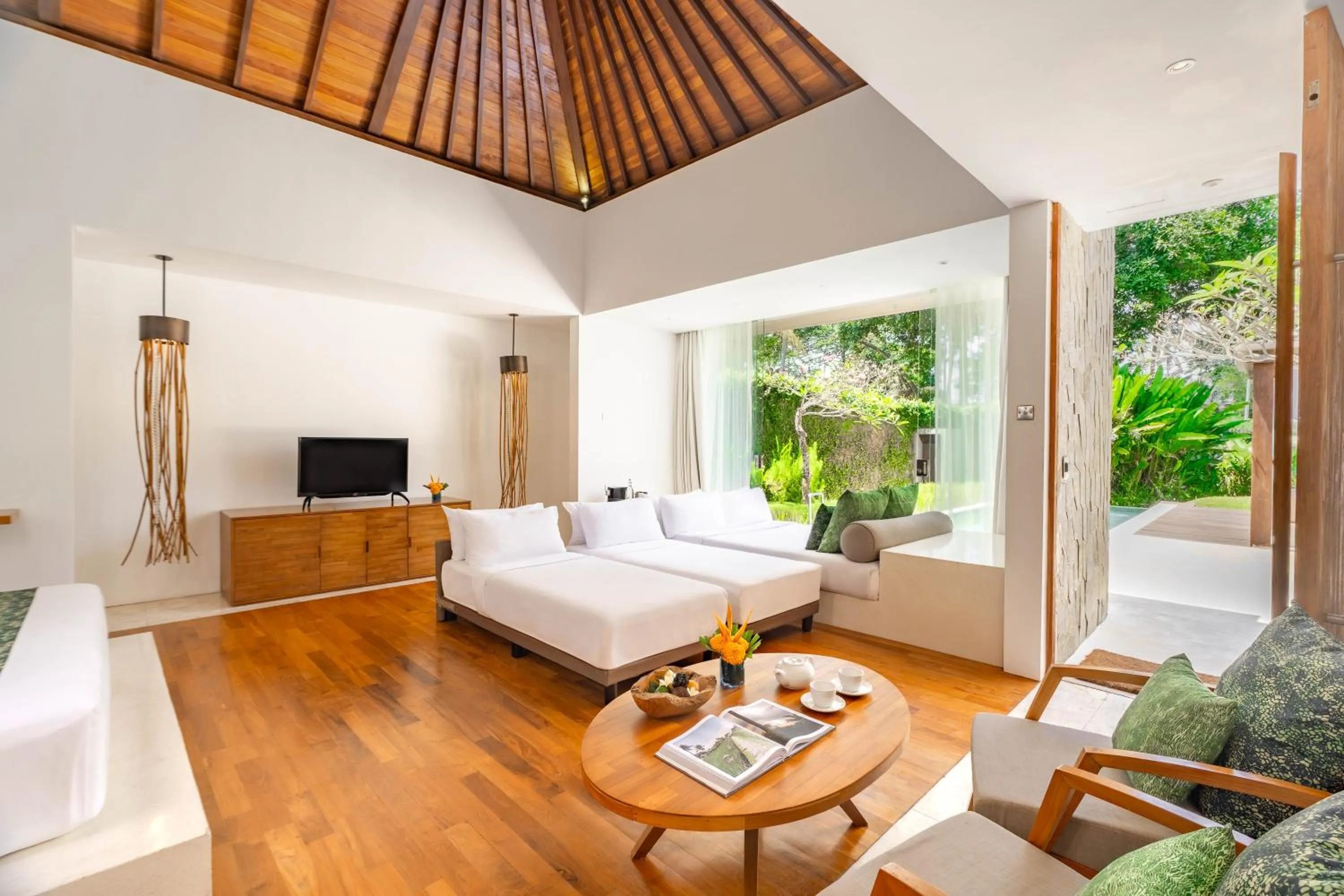 Bedroom, Bed in Candi Beach Resort & Spa