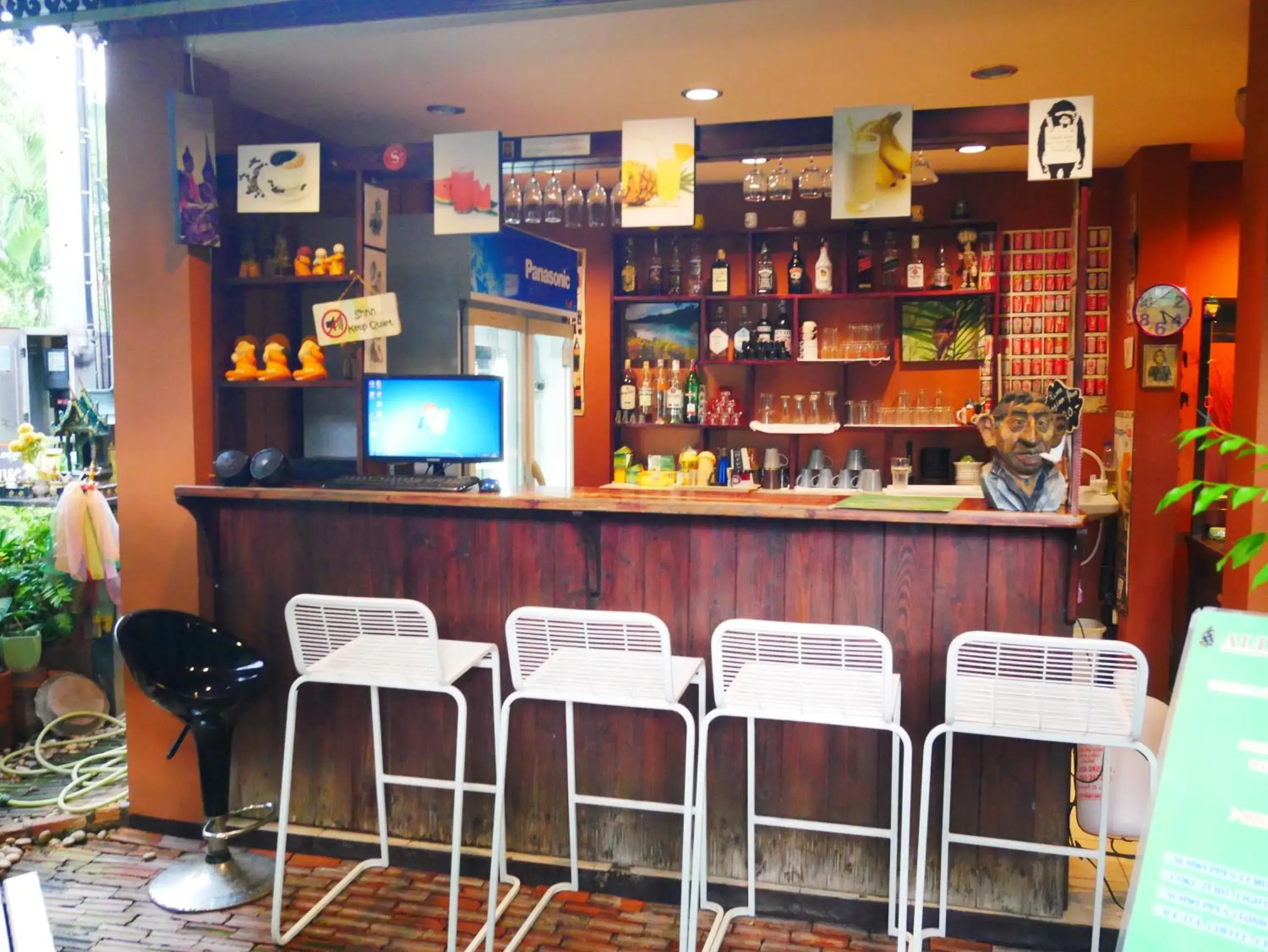 Lounge or bar in All in 1 Guesthouse Lounge or bar in All in 1 Guesthouse