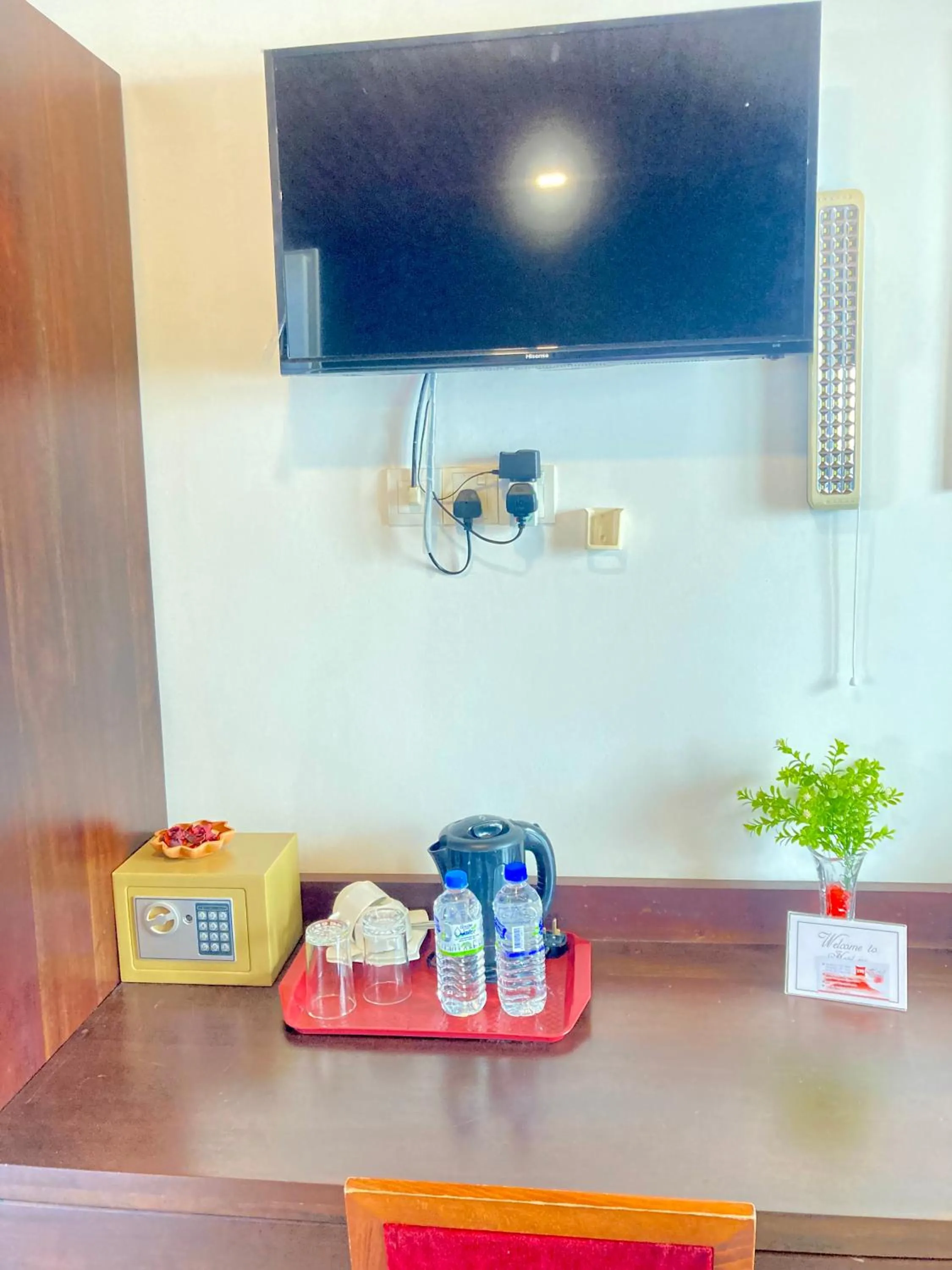 Superior Double Room in Hotel 198 Negombo