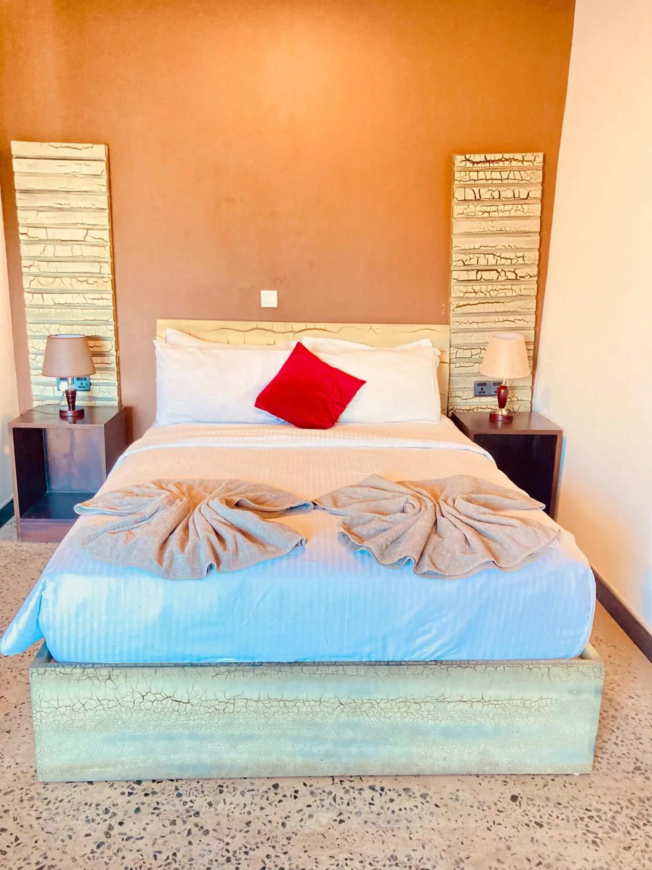 Superior King Room in Hotel 198 Negombo Superior King Room in Hotel 198 Negombo