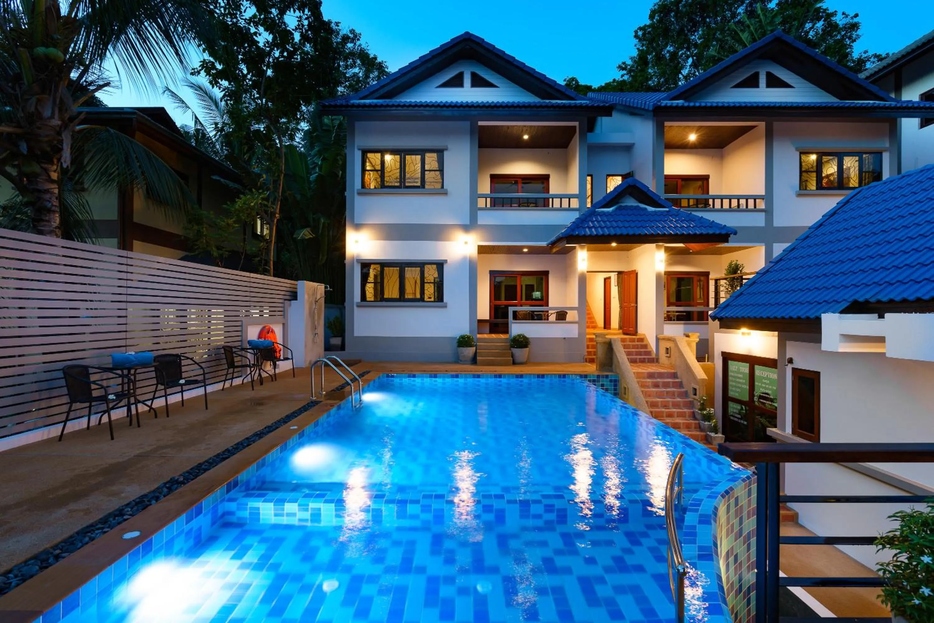 Swimming pool in Chaweng Lakeview Residence