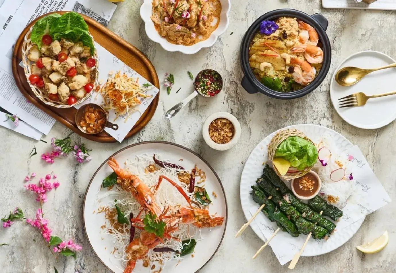 Food and drinks in Centre Point Sukhumvit 10 Food and drinks in Centre Point Sukhumvit 10