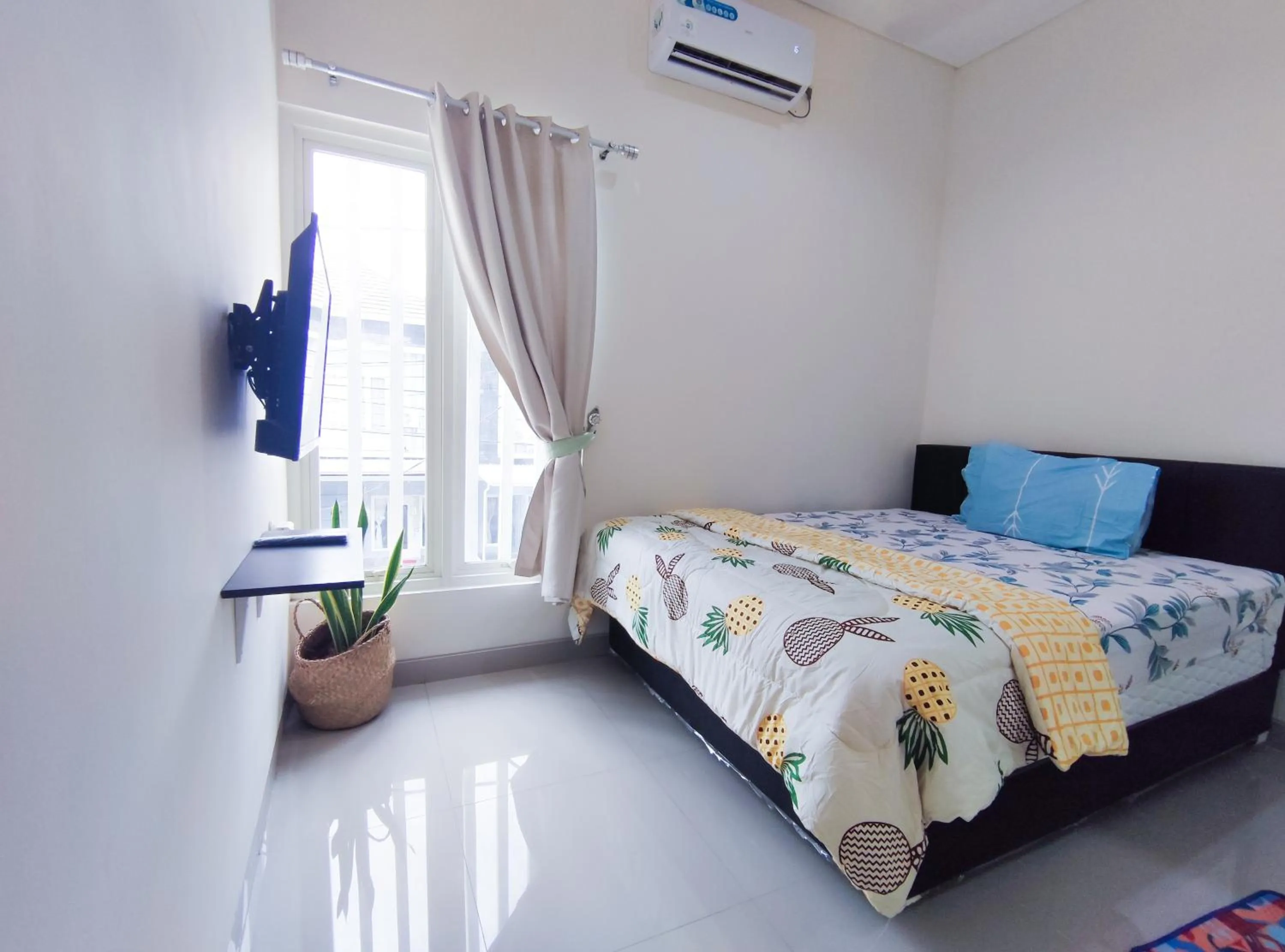 Bed in Surabaya Homey near Juanda Airport Syariah