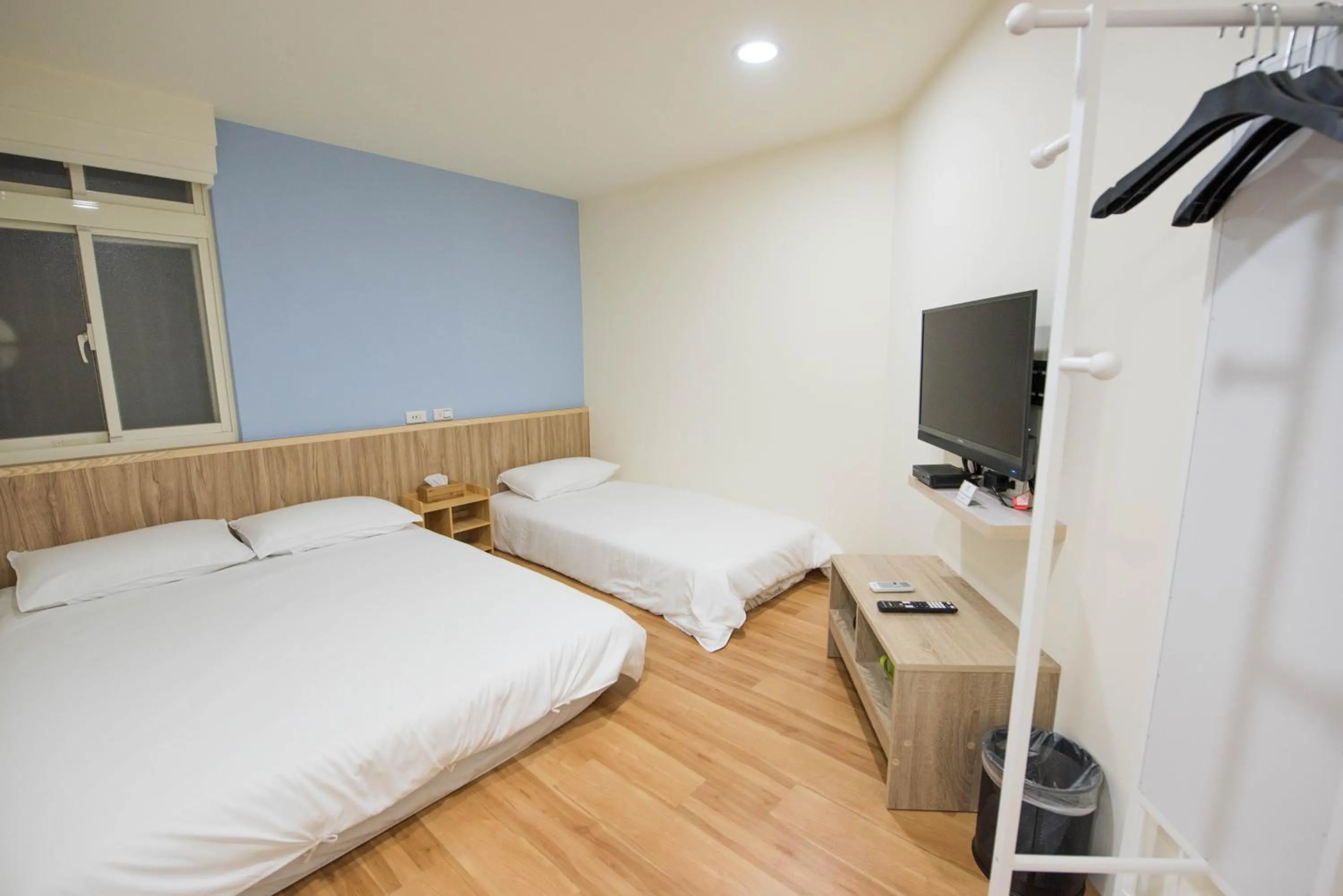 Bed in ManMan House Ruifang